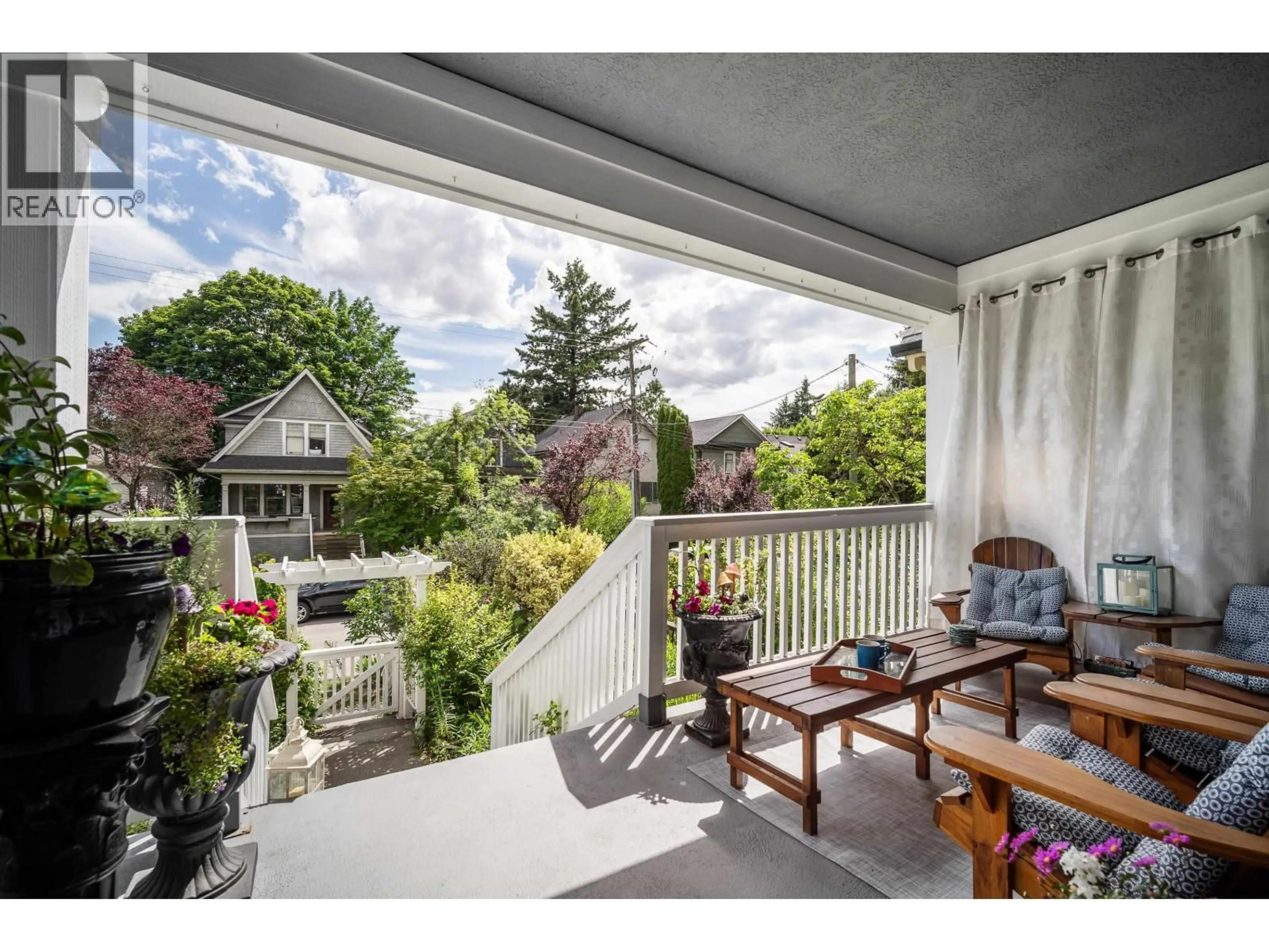 Patio, unknown for 1531 11TH AVENUE, Vancouver British Columbia V5N1Y8