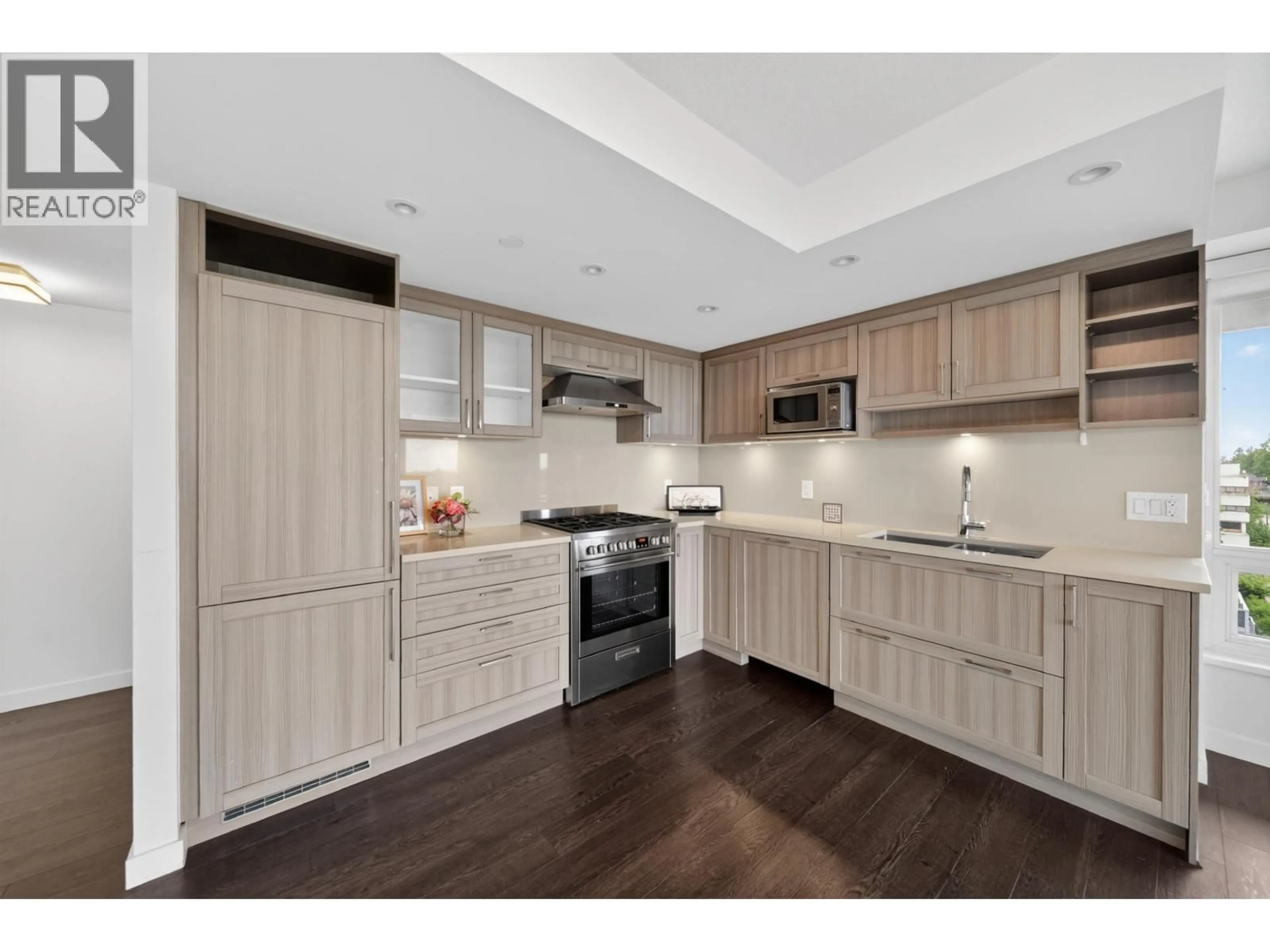 Open concept kitchen, unknown for 1502 - 5470 ORMIDALE STREET, Vancouver British Columbia V5R0G6