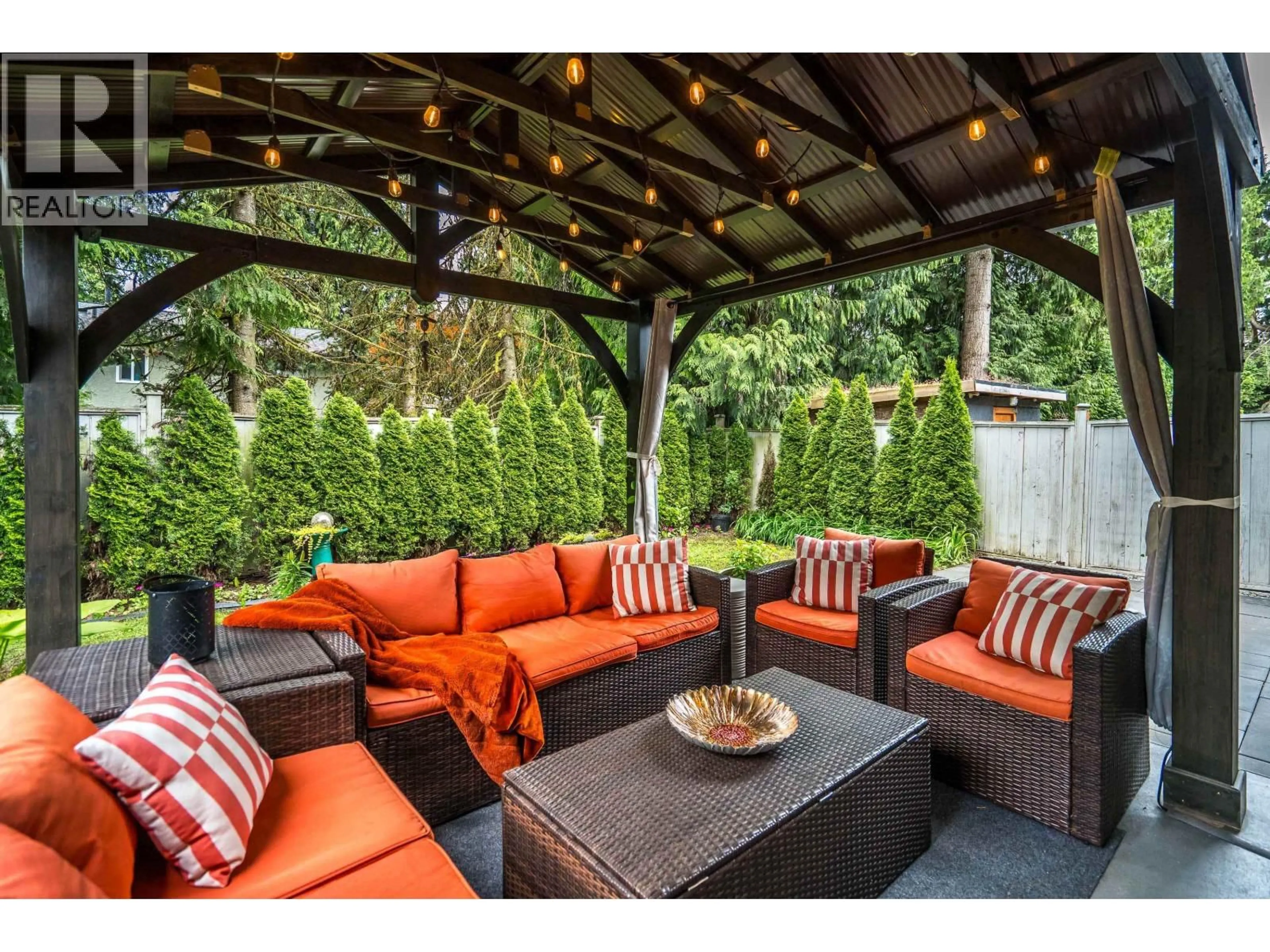 Patio, street for 2382 PATRICIA AVENUE, Port Coquitlam British Columbia V3B2H3