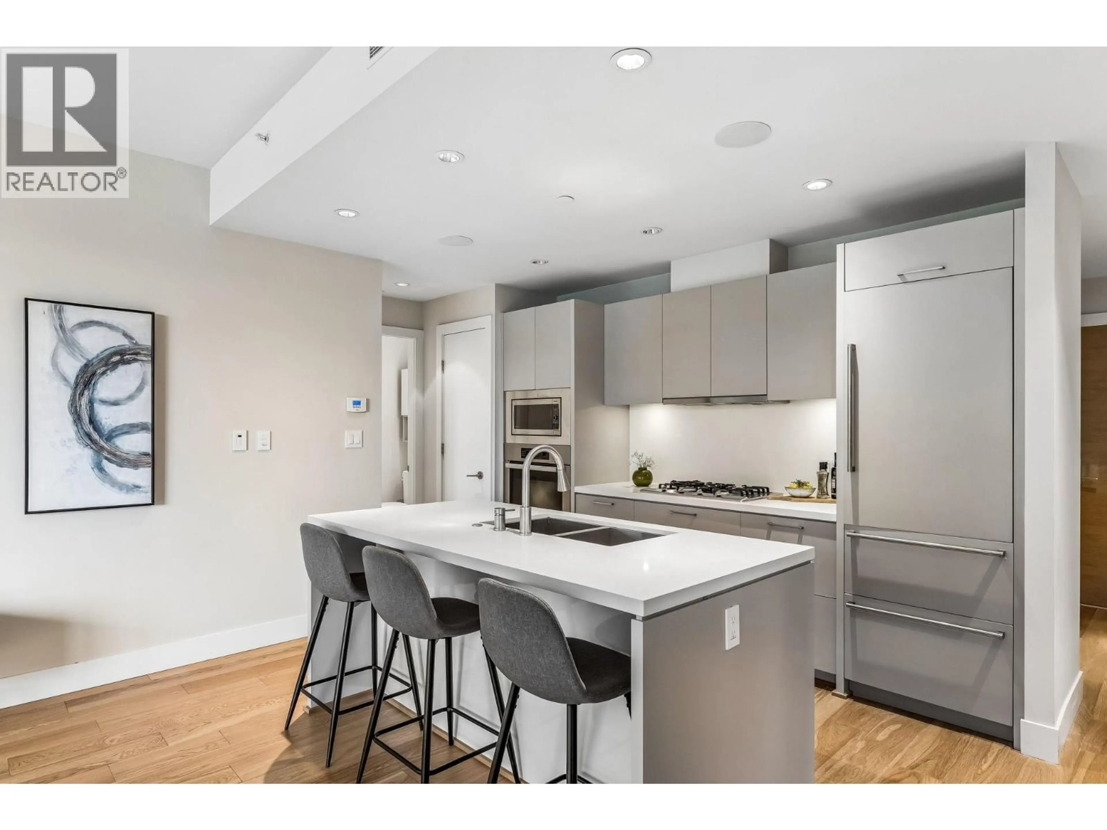 Open concept kitchen, unknown for 204 - 866 ARTHUR ERICKSON PLACE, West Vancouver British Columbia V7T0B2