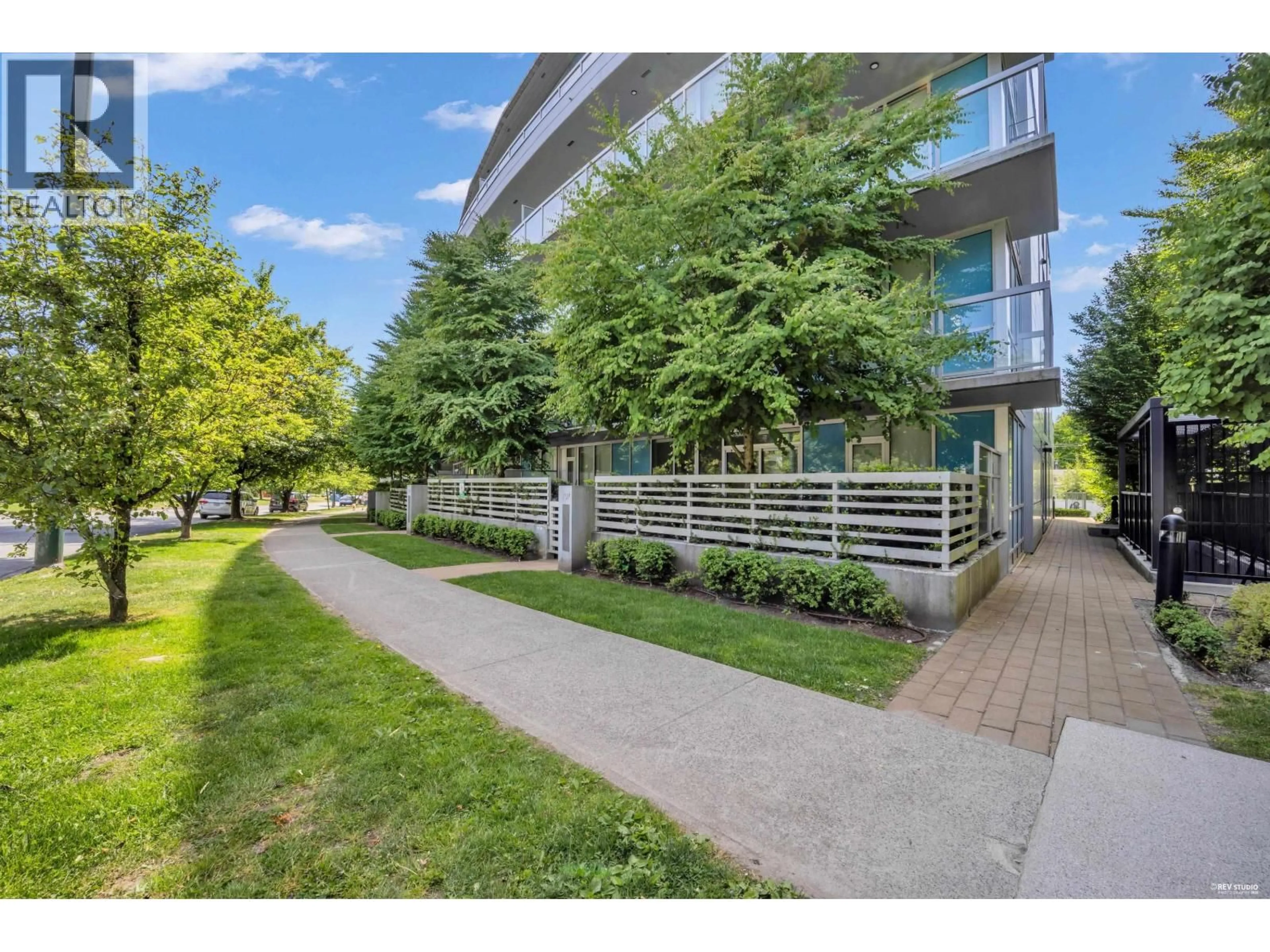 Patio, street for 107 - 5189 CAMBIE STREET, Vancouver British Columbia V5Z0J4