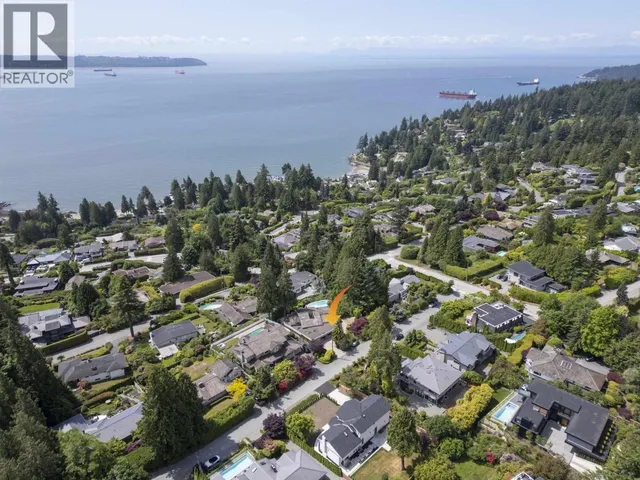 3180 WESTMOUNT PLACE, West Vancouver