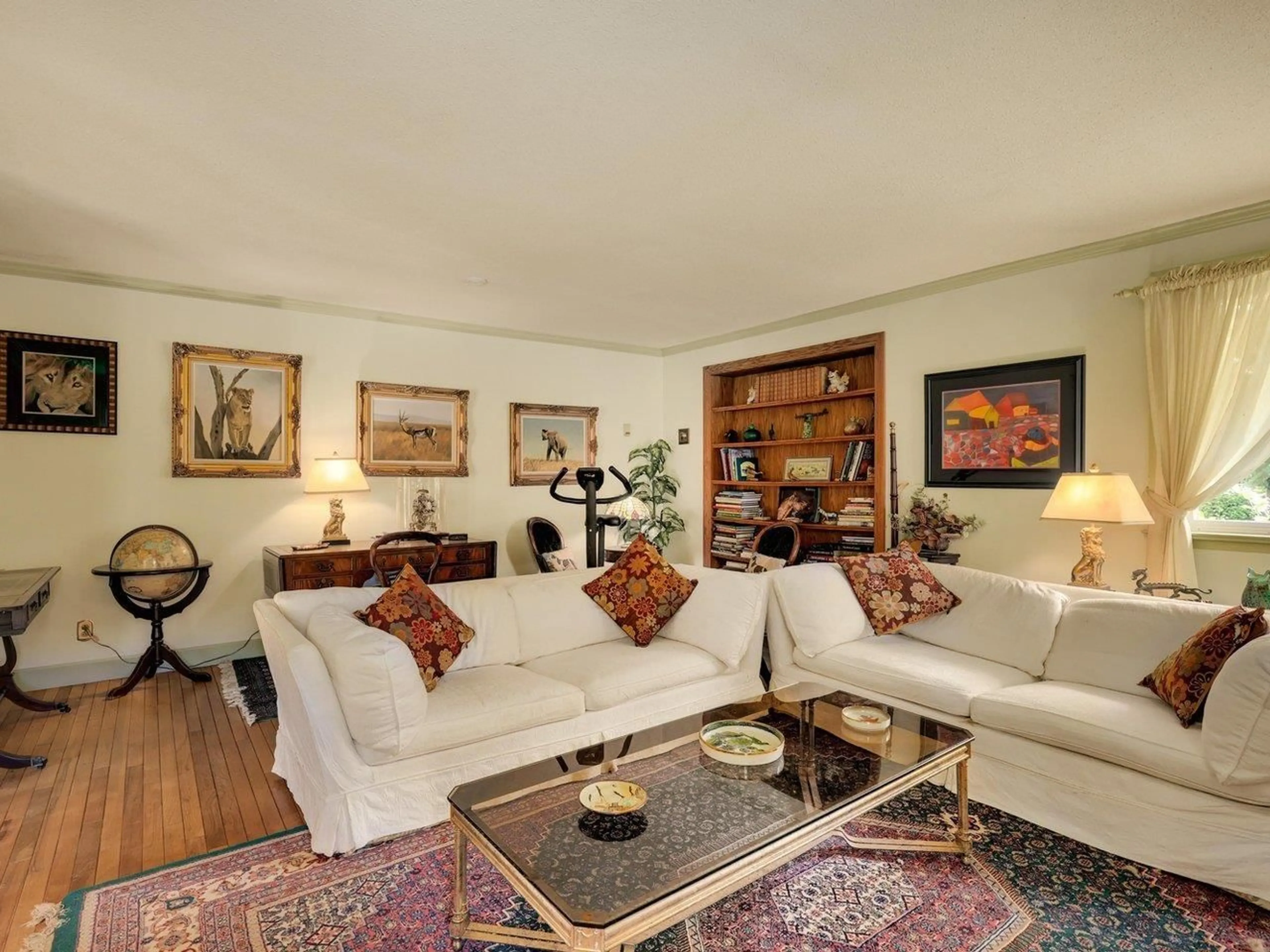 Living room with furniture, unknown for 8131 252 STREET, Langley British Columbia V1M3N1