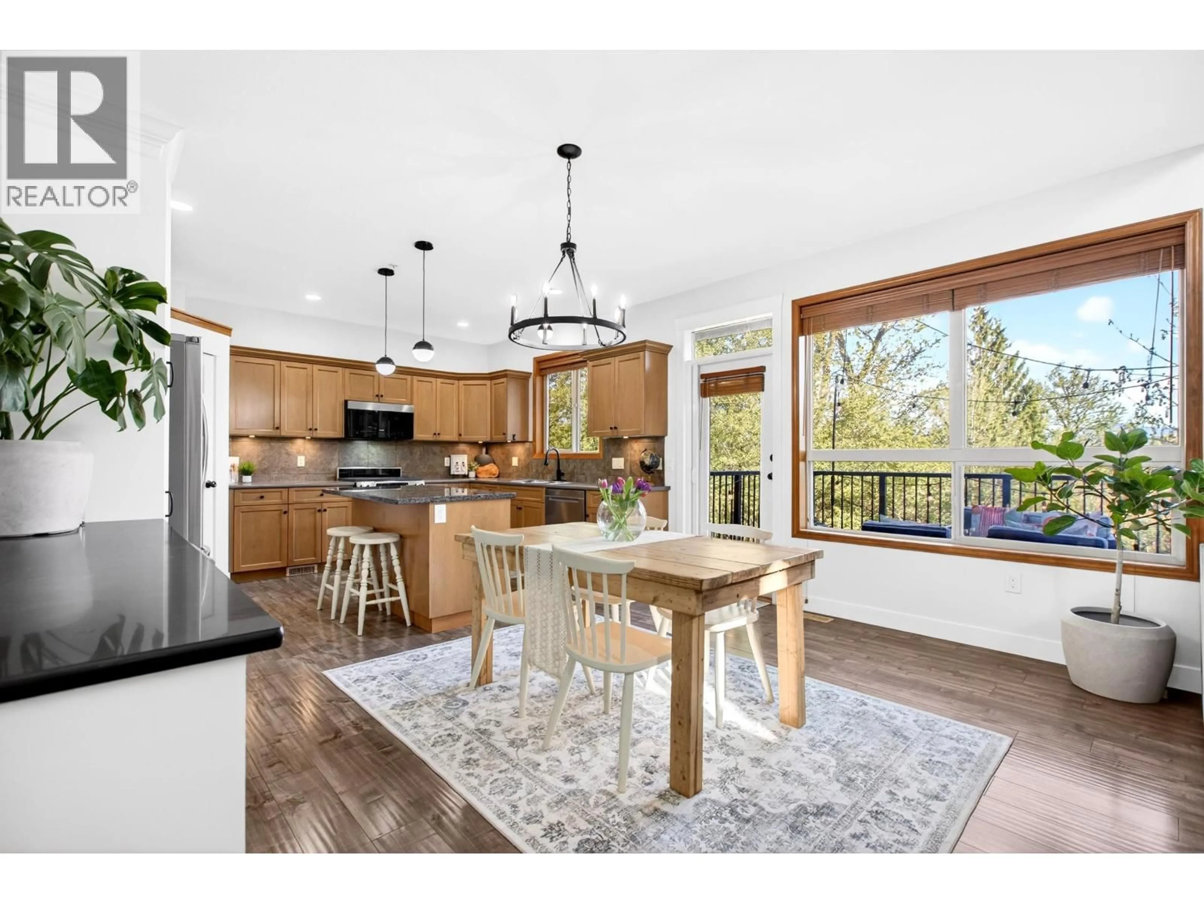 Open concept kitchen, unknown for 22 - 24185 106B AVENUE, Maple Ridge British Columbia V2W0C4