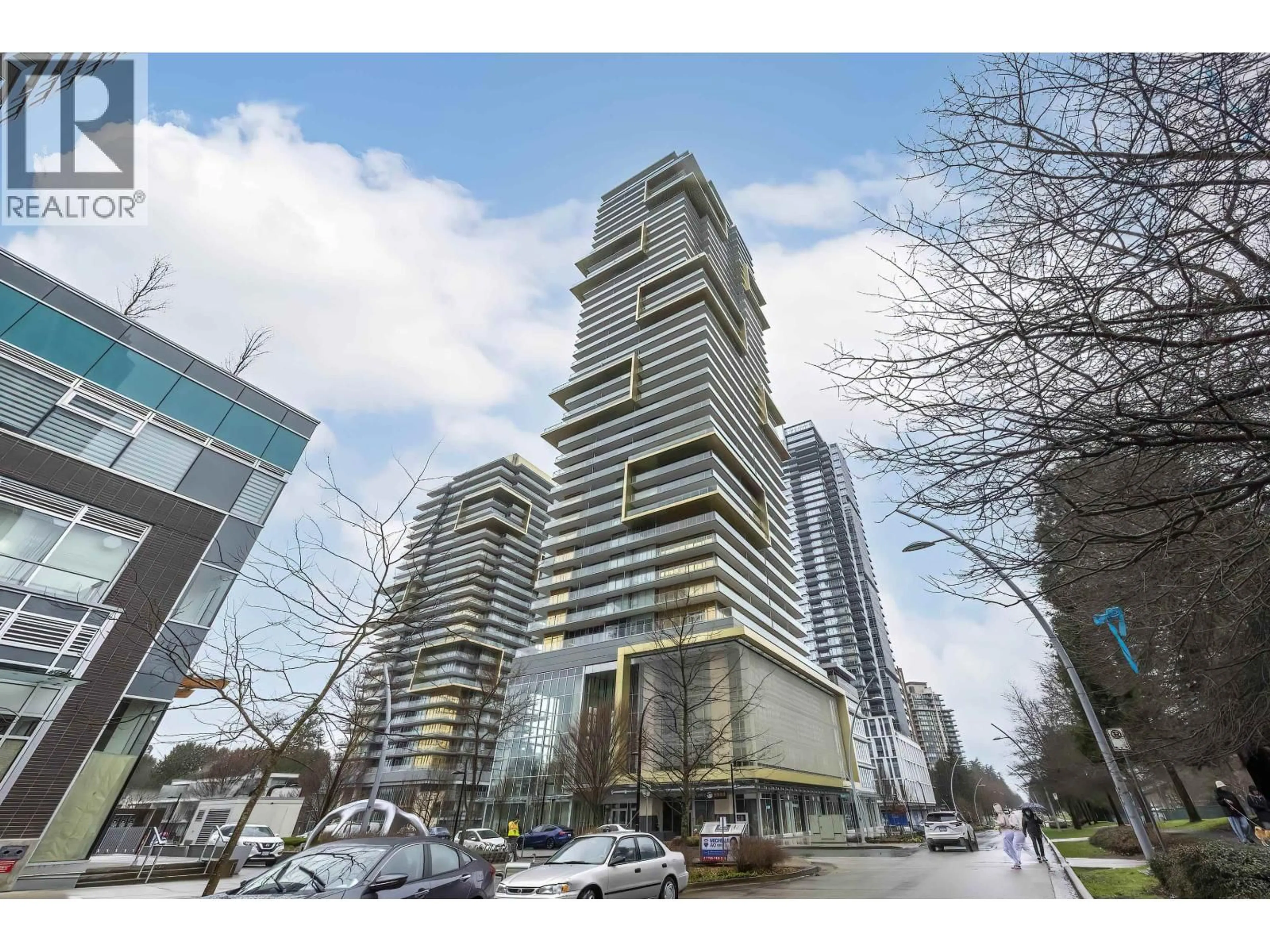 Indoor foyer for 3804 - 6383 MCKAY AVENUE, Burnaby British Columbia V5H0H8