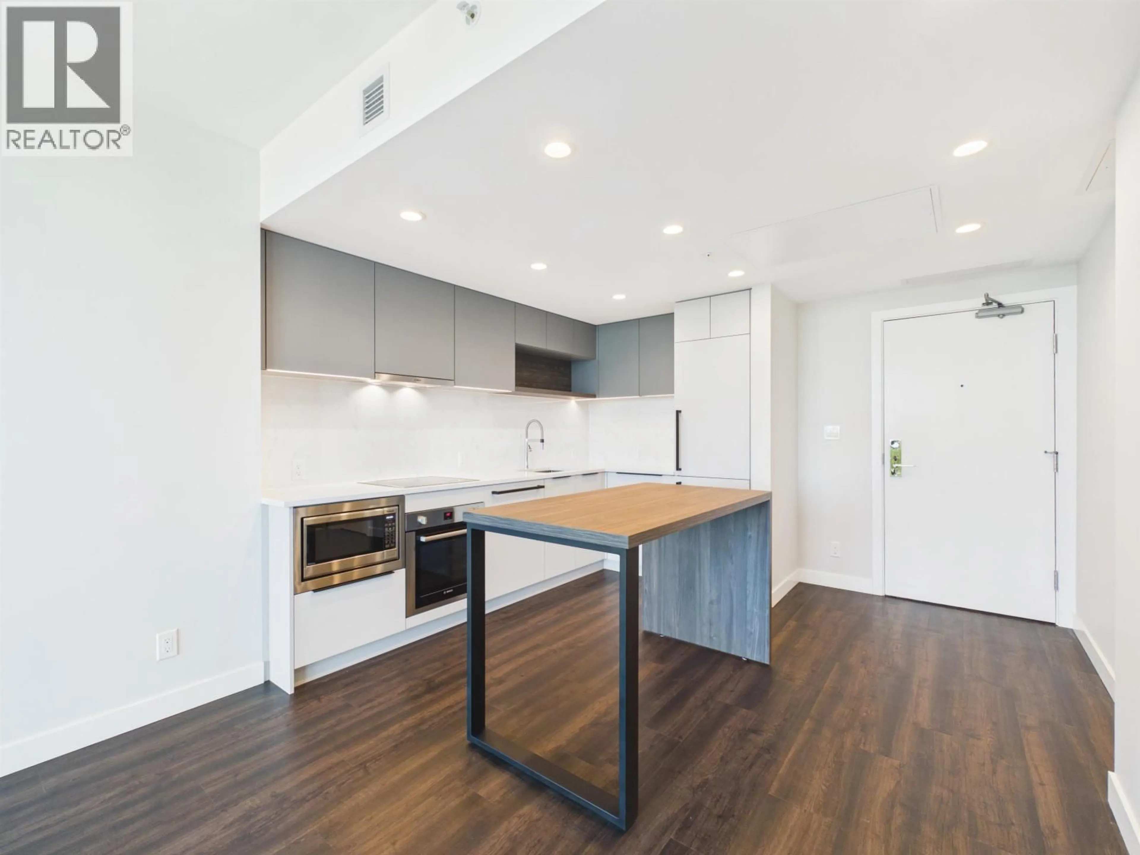 Unknown for 2502 - 567 EMERSON STREET, Coquitlam British Columbia V3J0M8