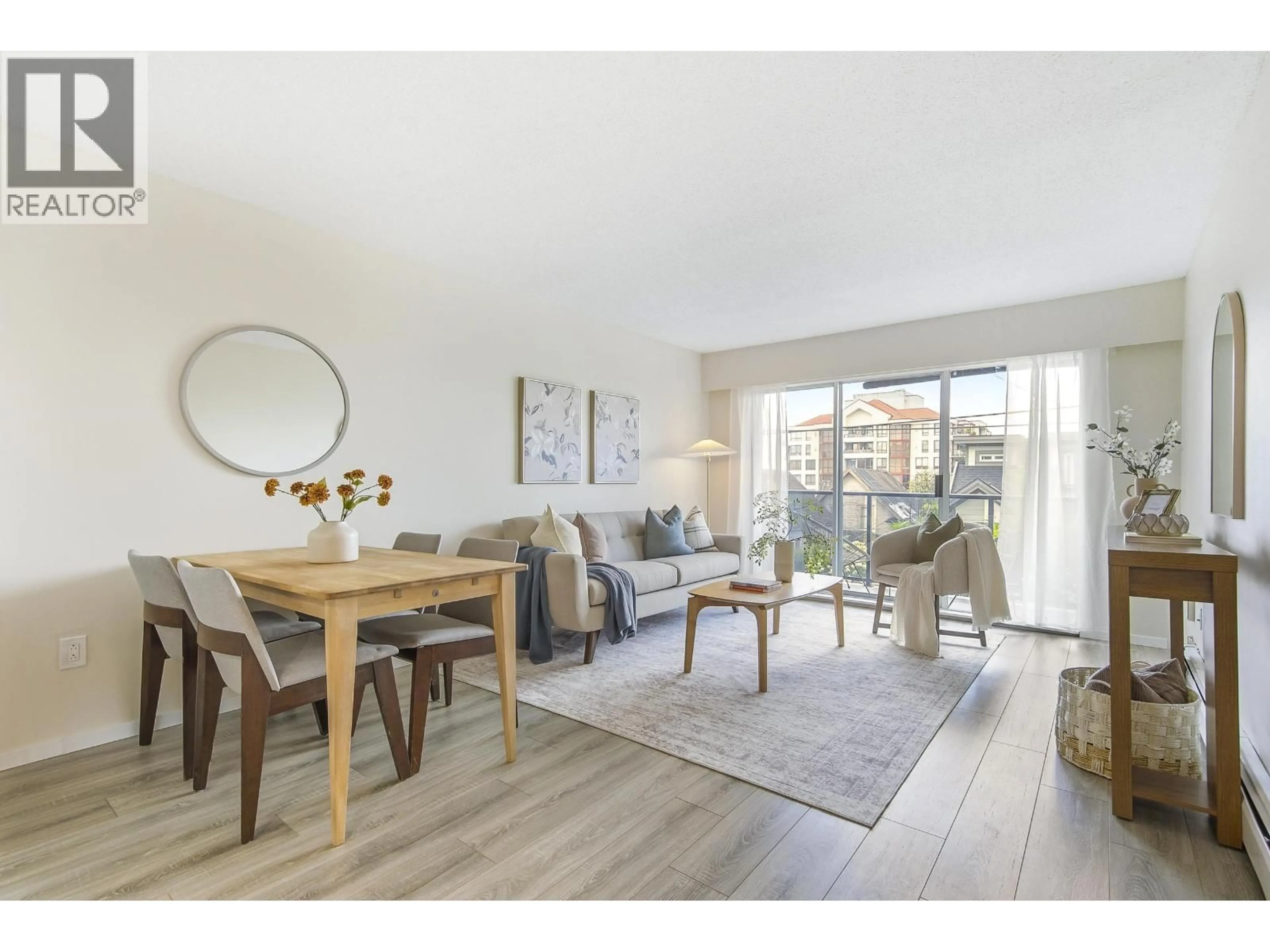 Living room with furniture, unknown for 108 - 230 MOWAT STREET, New Westminster British Columbia V3M4B2