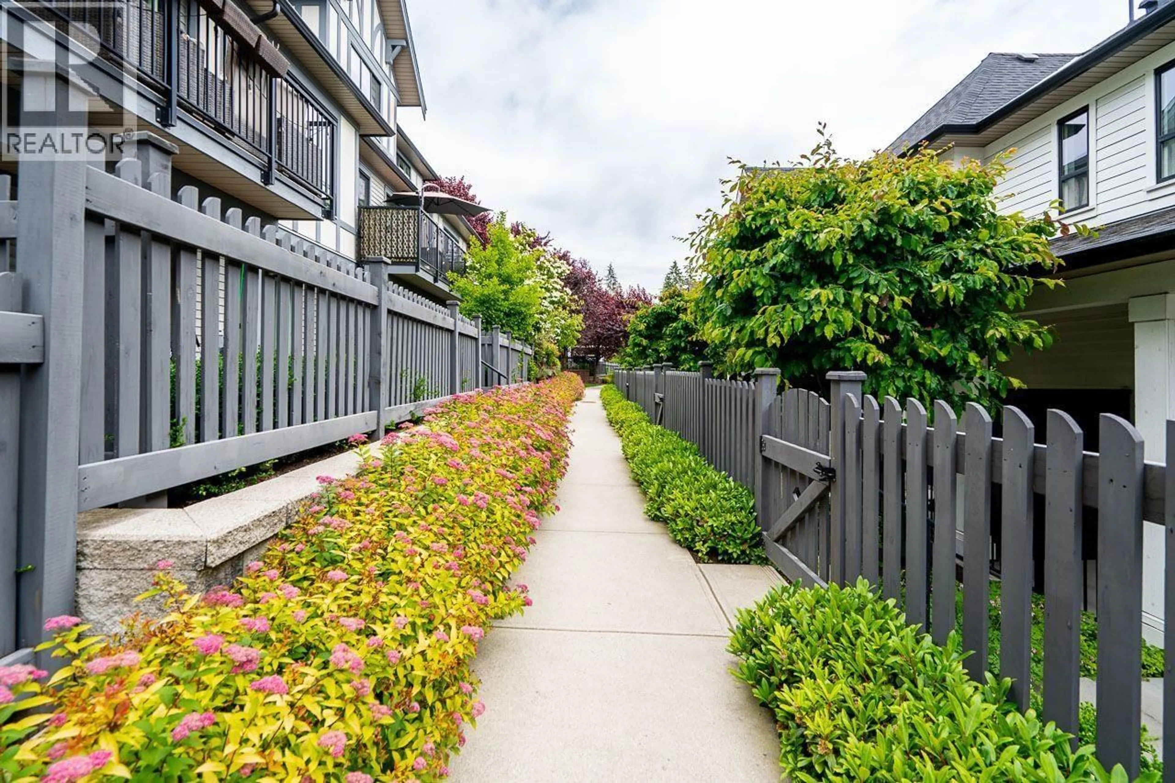 Patio, street for 78 - 3500 BURKE VILLAGE PROMENADE, Coquitlam British Columbia V3E0N2
