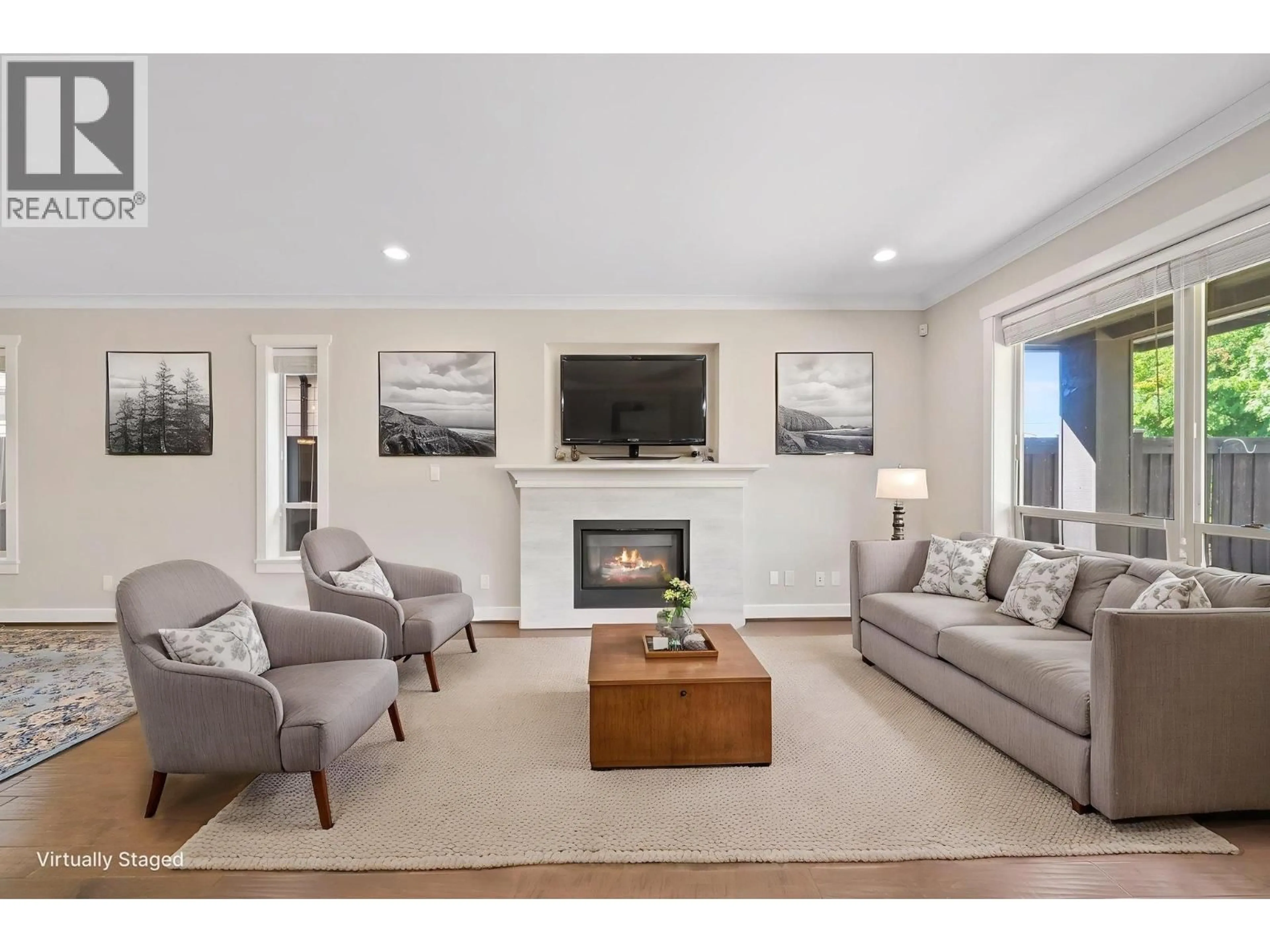 Living room with furniture, unknown for 3731 GARRY STREET, Richmond British Columbia V7E2T6