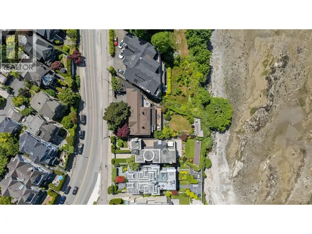 2651 POINT GREY ROAD, Vancouver 4