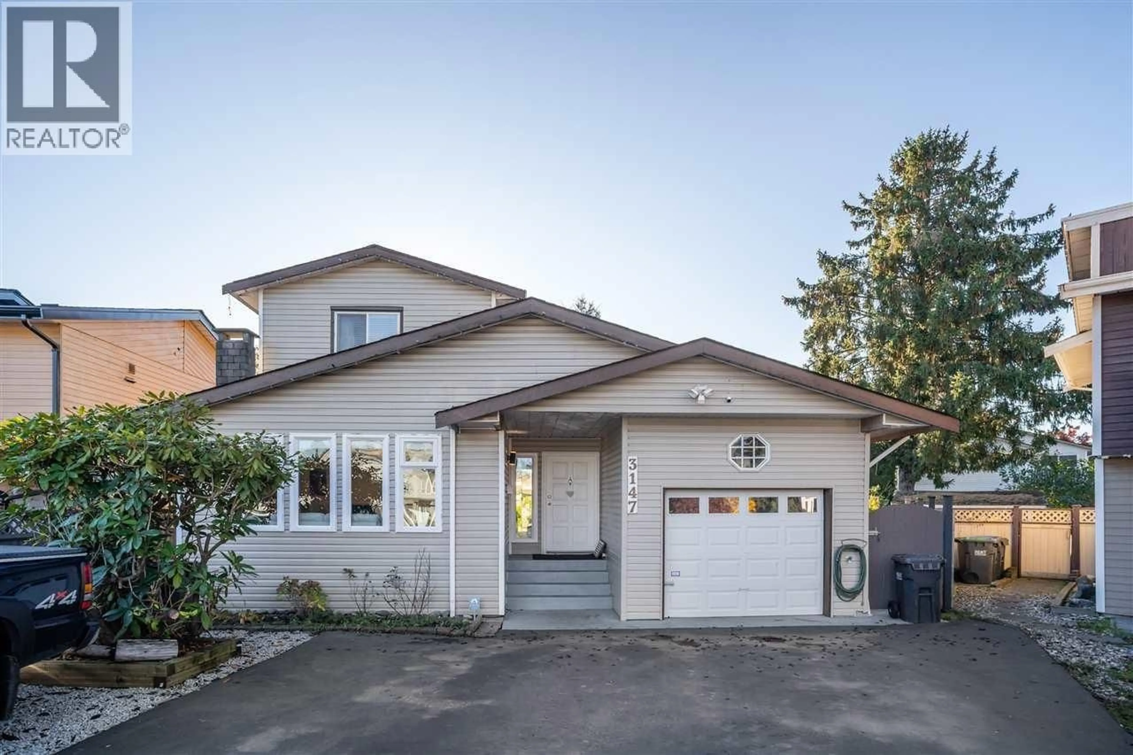 Home with vinyl exterior material, street for 3147 FREY PLACE, Port Coquitlam British Columbia V3B5X3