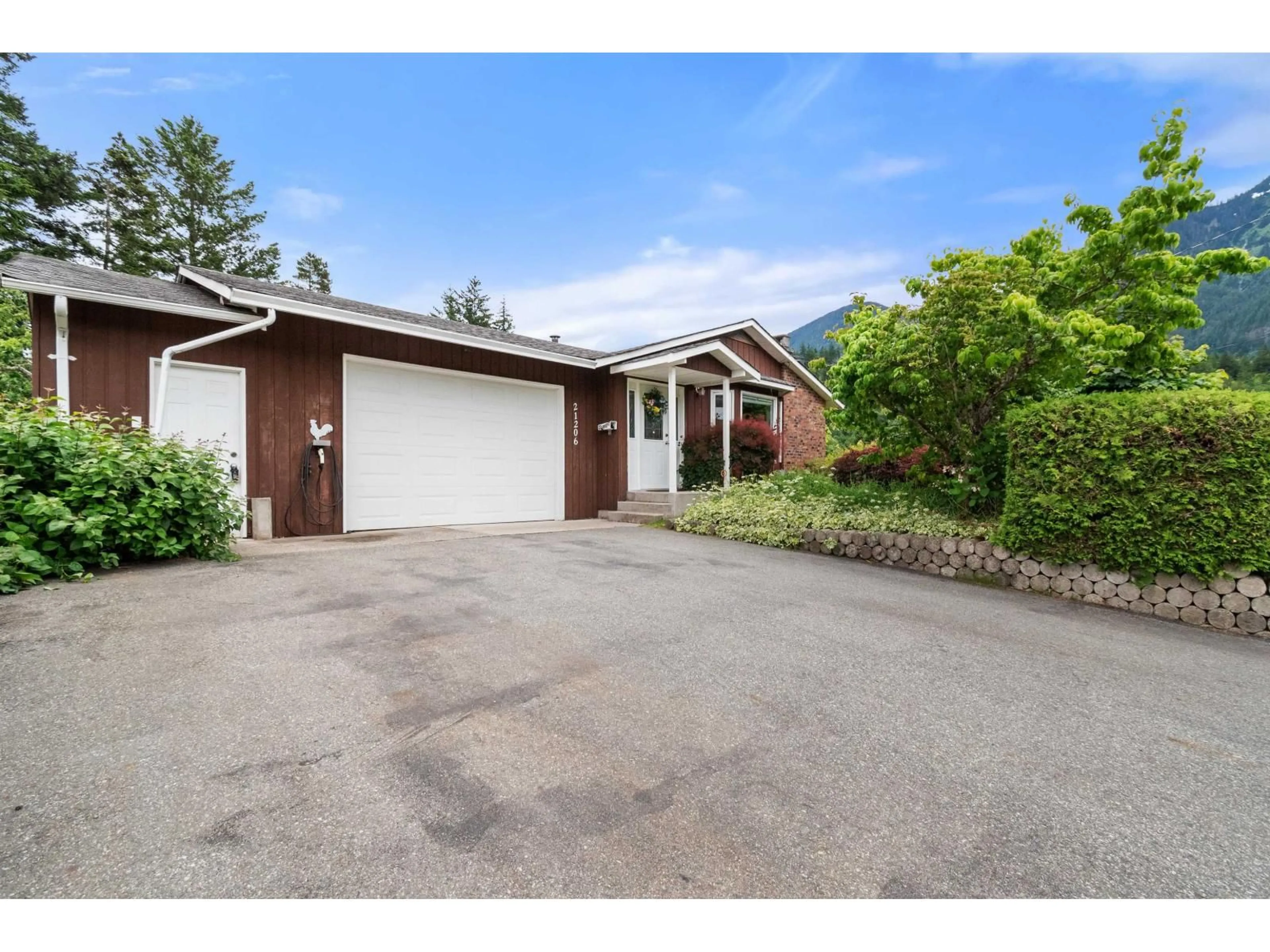Unknown for 21206 LAKEVIEW CRESCENT, Hope British Columbia V0X1L1