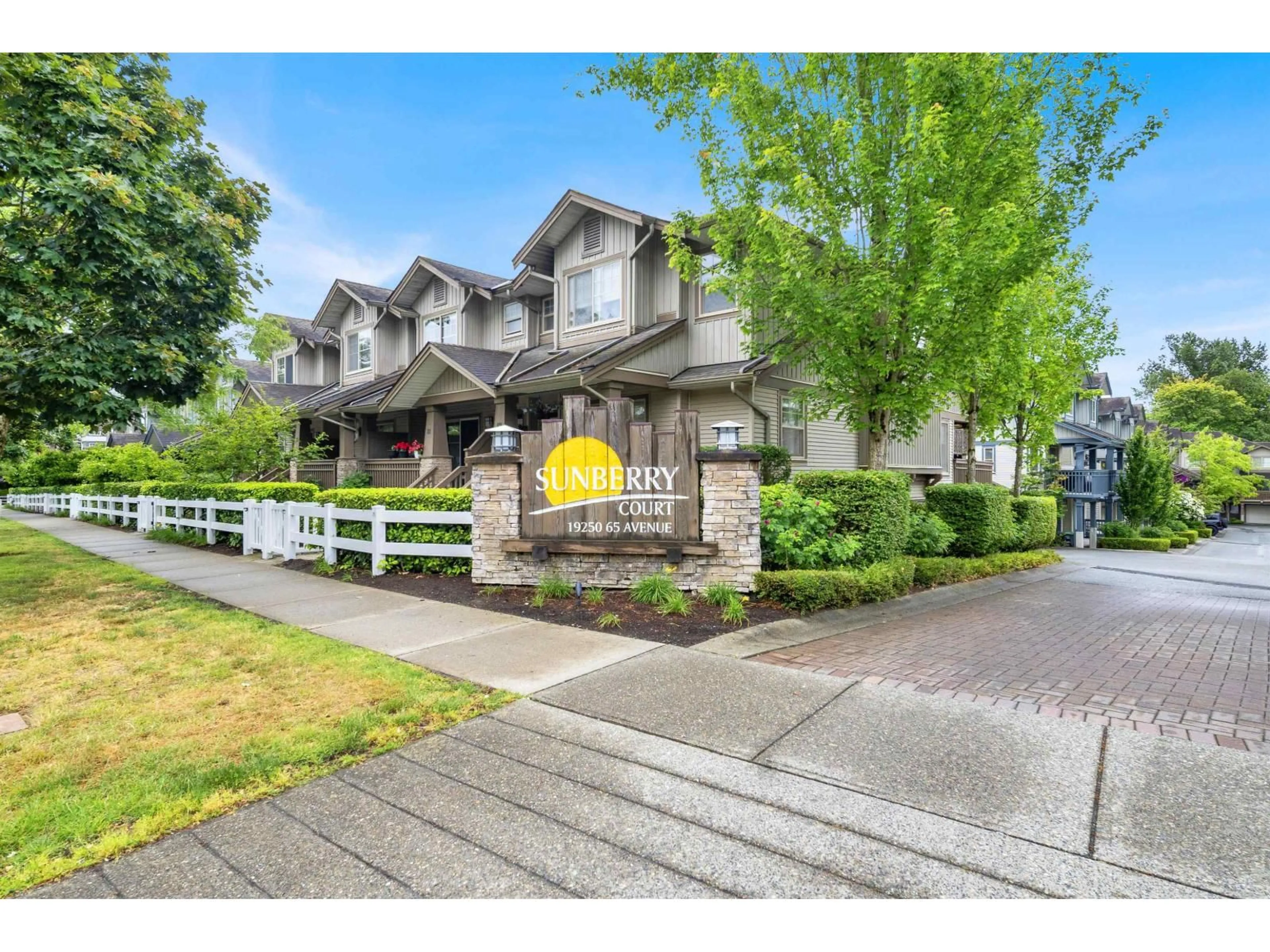 Unknown for 64 - 19250 65 AVENUE, Surrey British Columbia V4N5R7