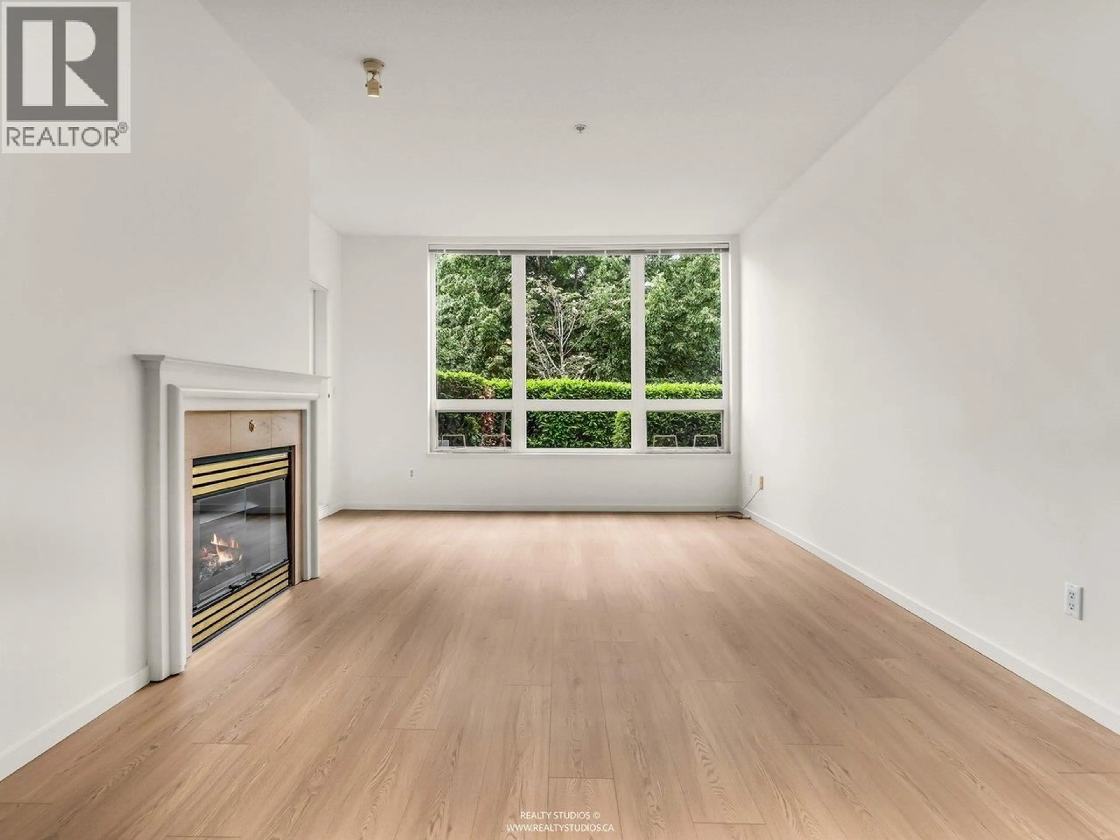 A pic of a room for 111 - 5800 ANDREWS ROAD, Richmond British Columbia V7E6M2
