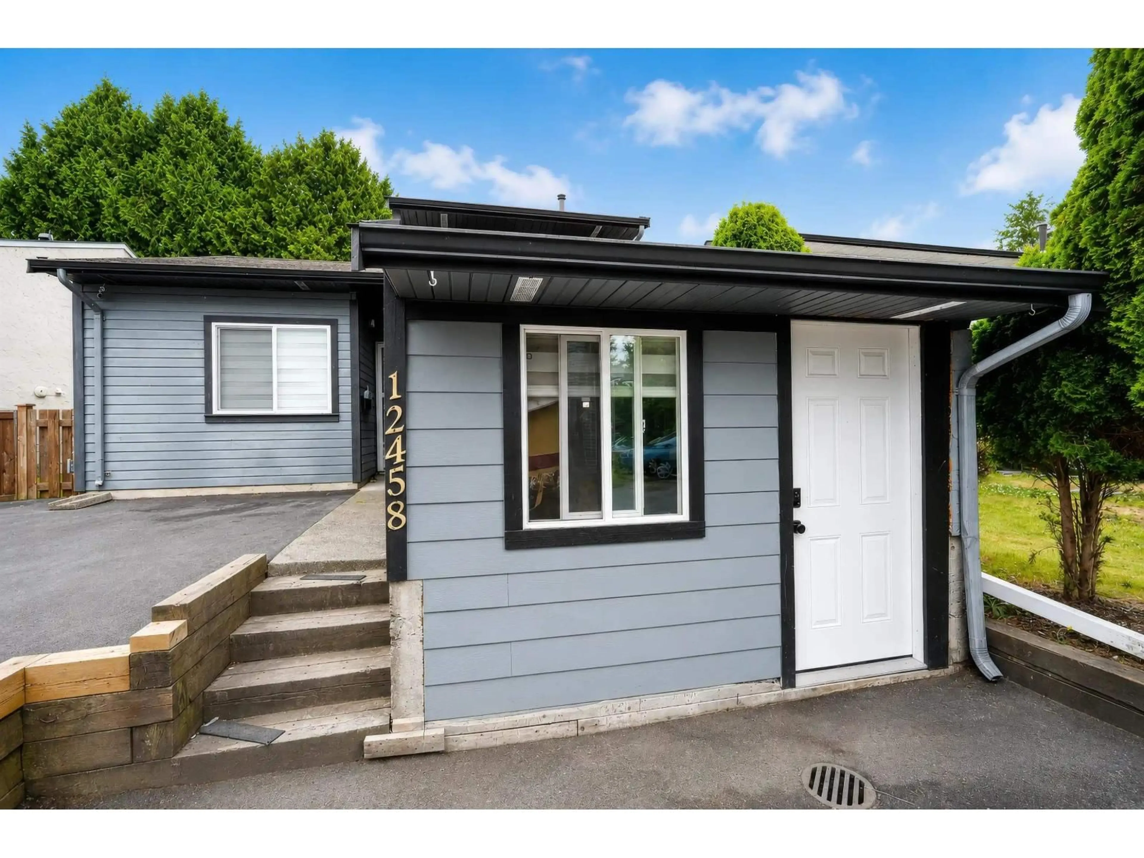 Unknown for 12458 76B AVENUE, Surrey British Columbia V3W7W6
