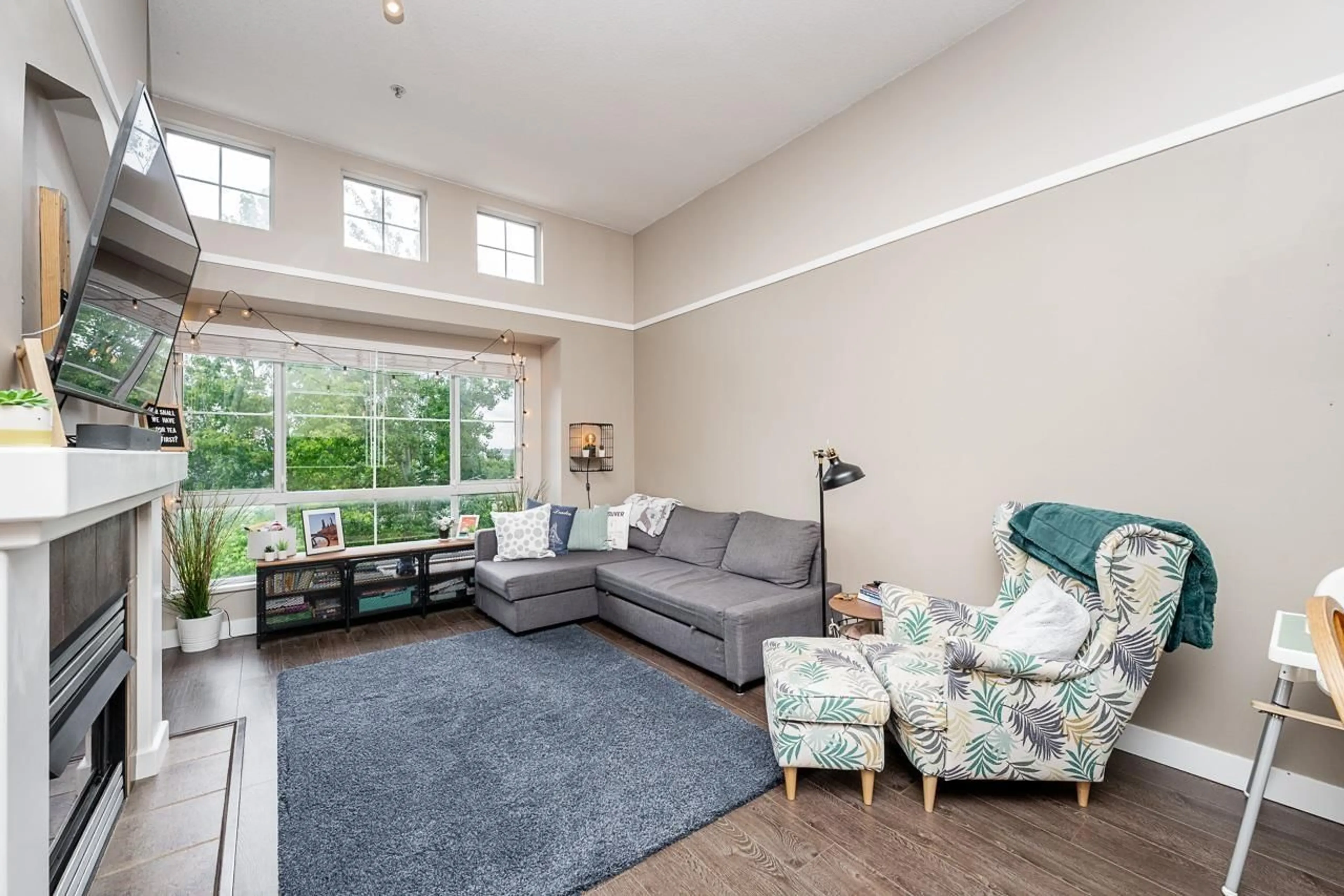 Living room with furniture, unknown for 331 - 19528 FRASER HIGHWAY, Surrey British Columbia V3S8P4