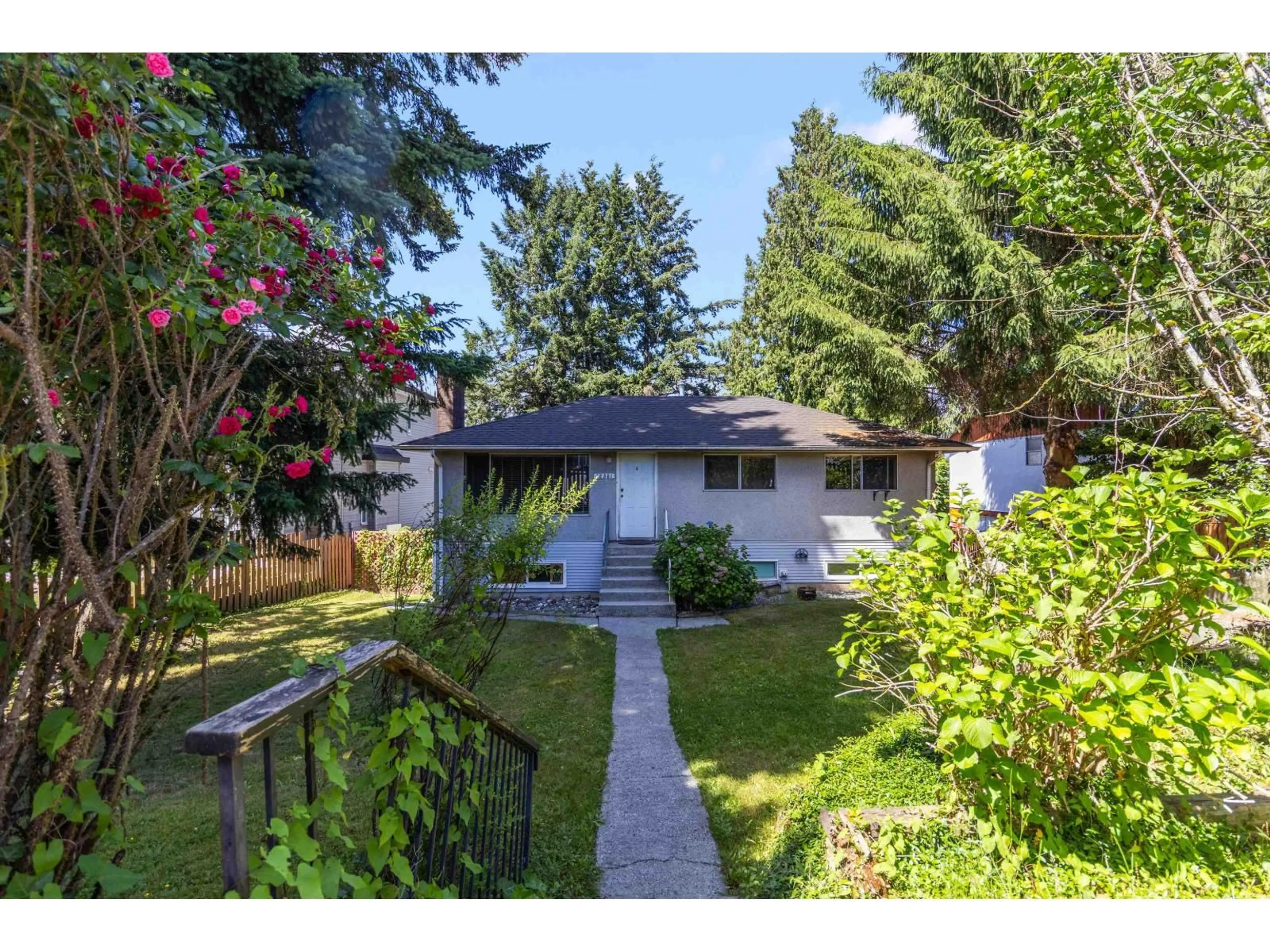 A pic from outside/outdoor area/front of a property/back of a property/a pic from drone, street for 12301 99A AVENUE, Surrey British Columbia V3V2R3