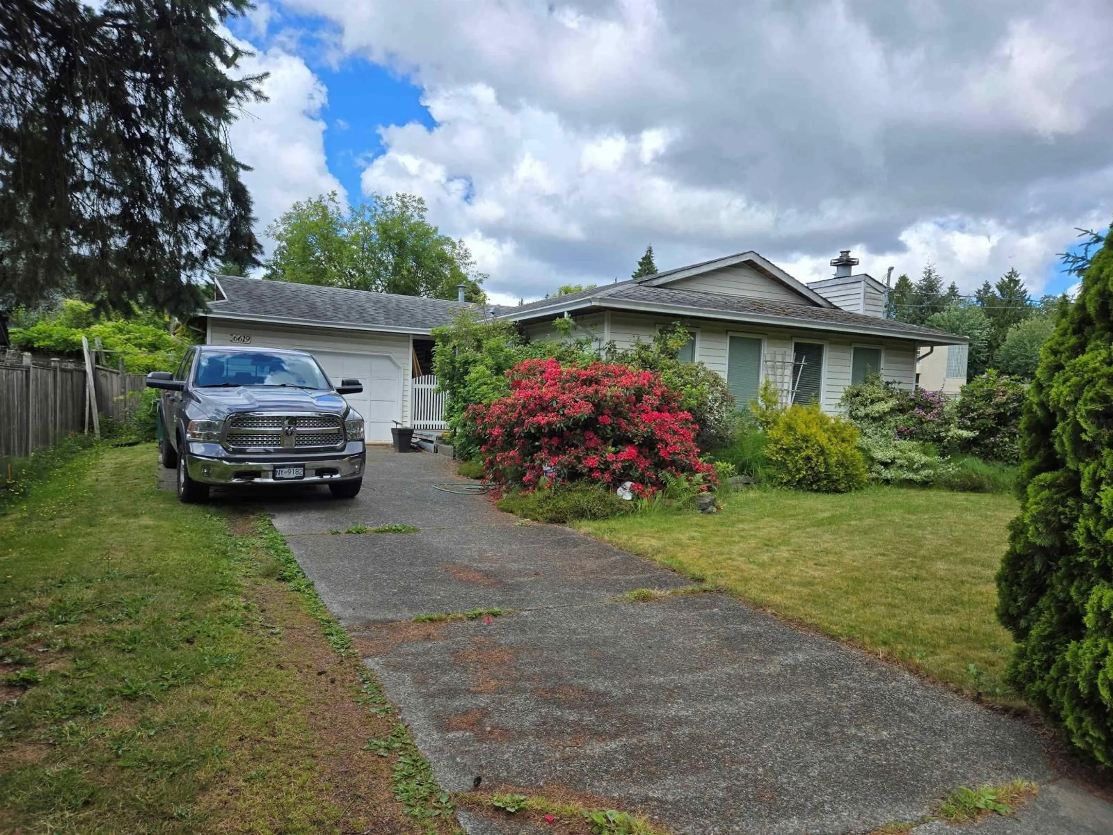 A pic from outside/outdoor area/front of a property/back of a property/a pic from drone, street for 6619 140 STREET, Surrey British Columbia V3W5J3