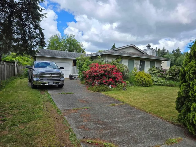 6619 140 STREET, Surrey 2