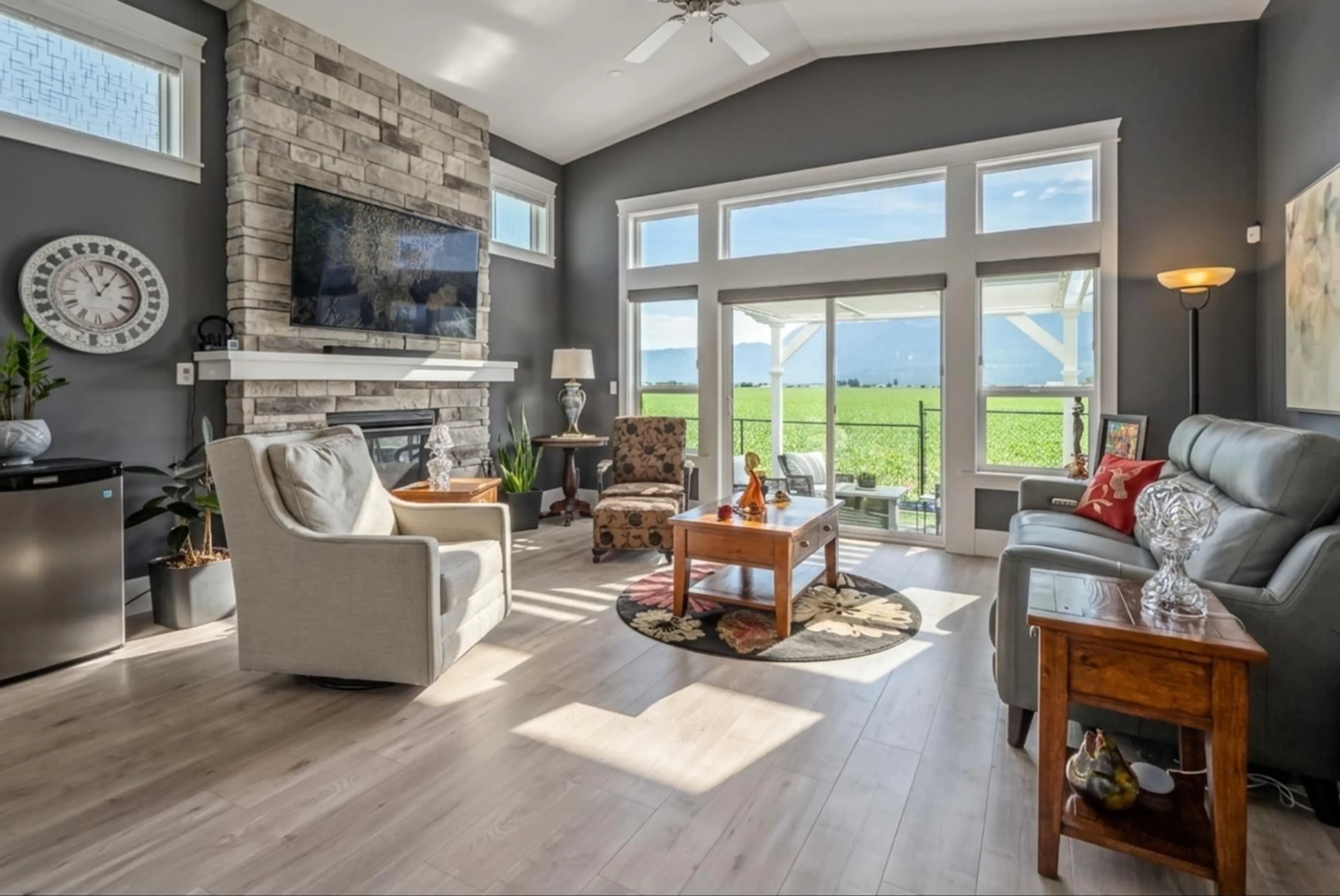 Living room with furniture, unknown for 97 - 46213 HAKWELES ROAD, Chilliwack British Columbia V4Z0C6