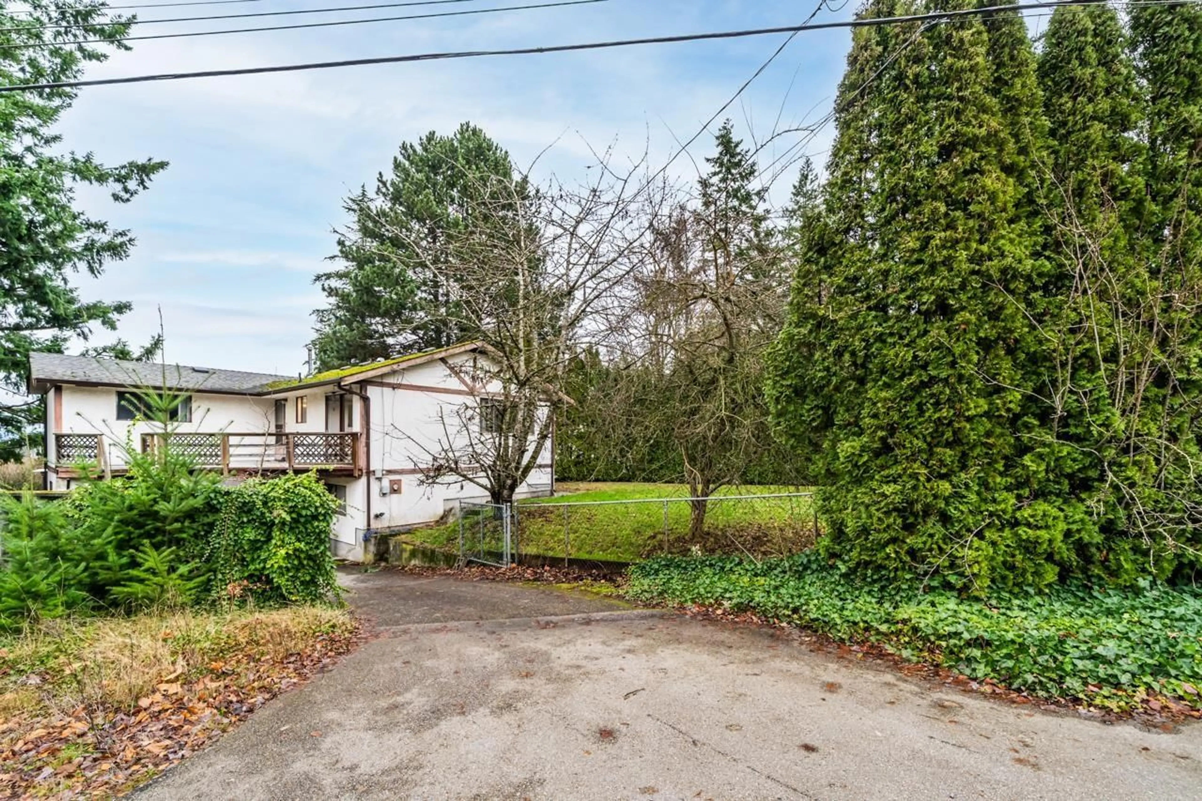 A pic from outside/outdoor area/front of a property/back of a property/a pic from drone, street for 2751 153A STREET, Surrey British Columbia V4P1C1