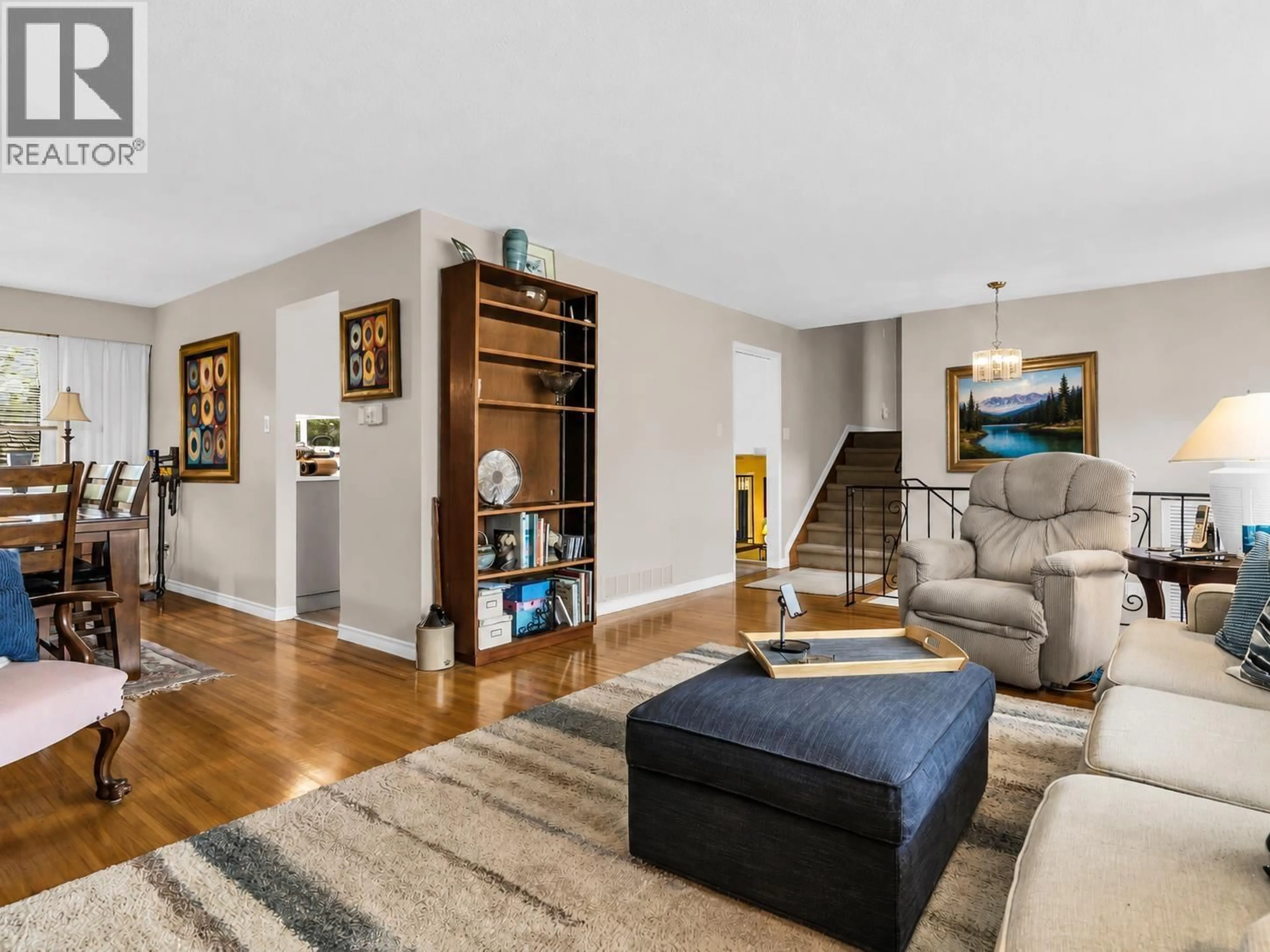 Living room with furniture, unknown for 3591 FRANCIS ROAD, Richmond British Columbia V7C1J4