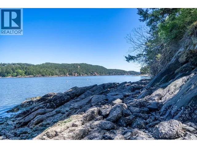 7911 BEDWELL DRIVE, Pender Island 5