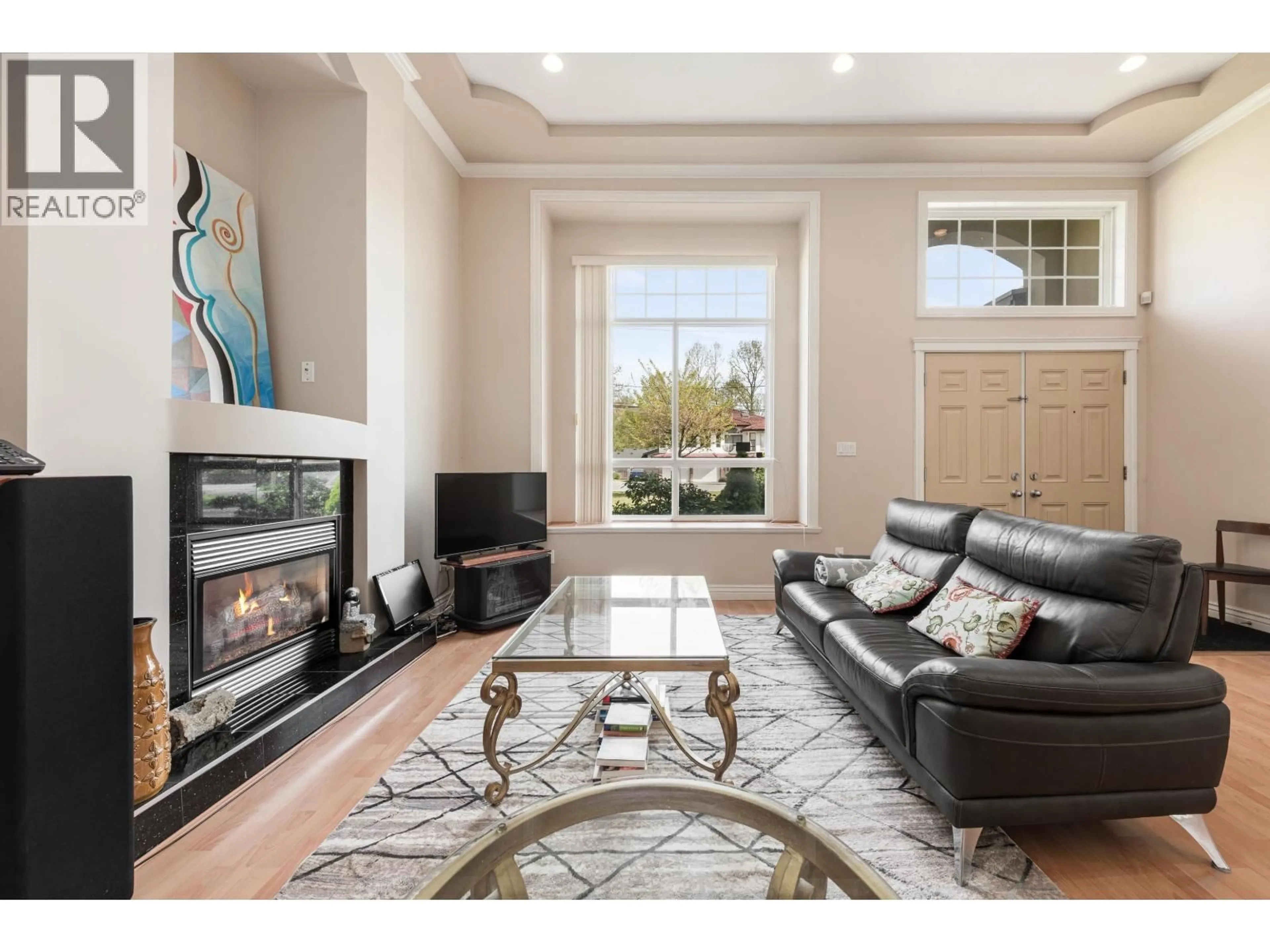Living room with furniture, unknown for 1351 DUTHIE AVENUE, Burnaby British Columbia V5A2R5