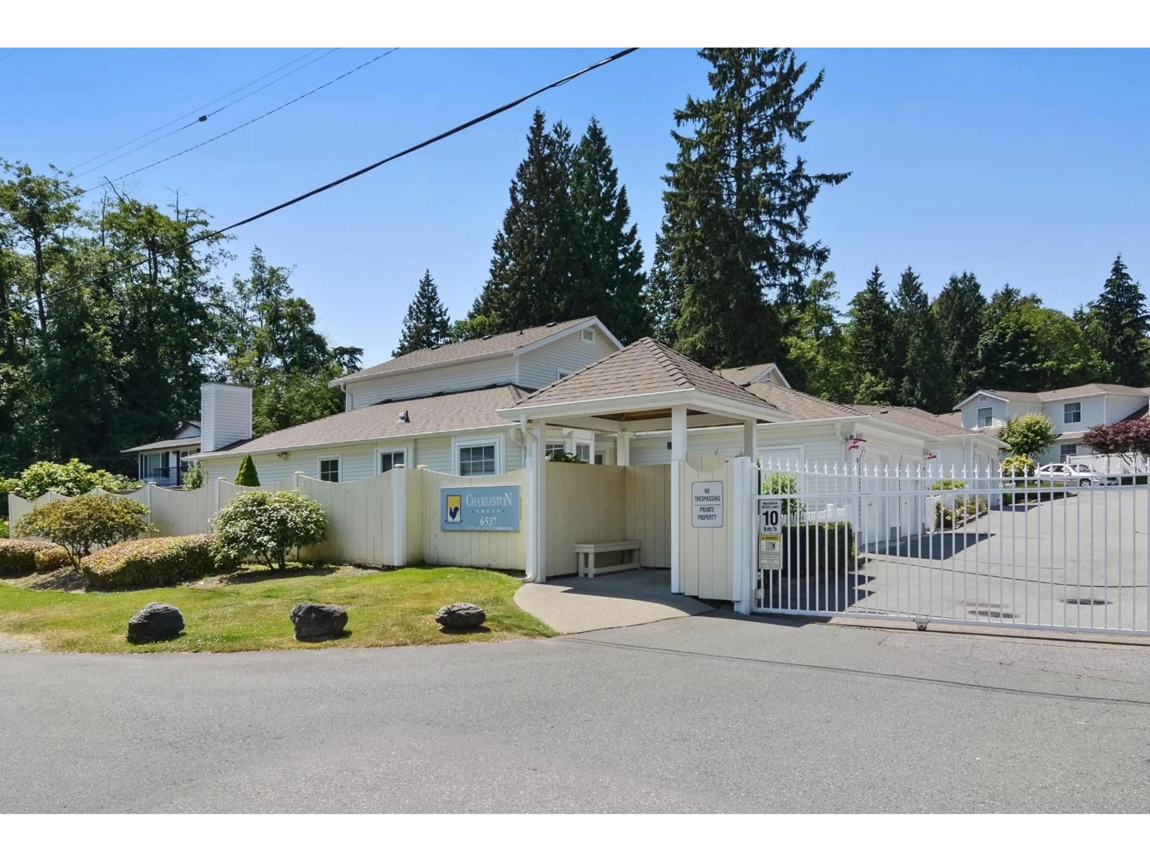 Unknown for 54 - 6537 138 STREET, Surrey British Columbia V3W0C6