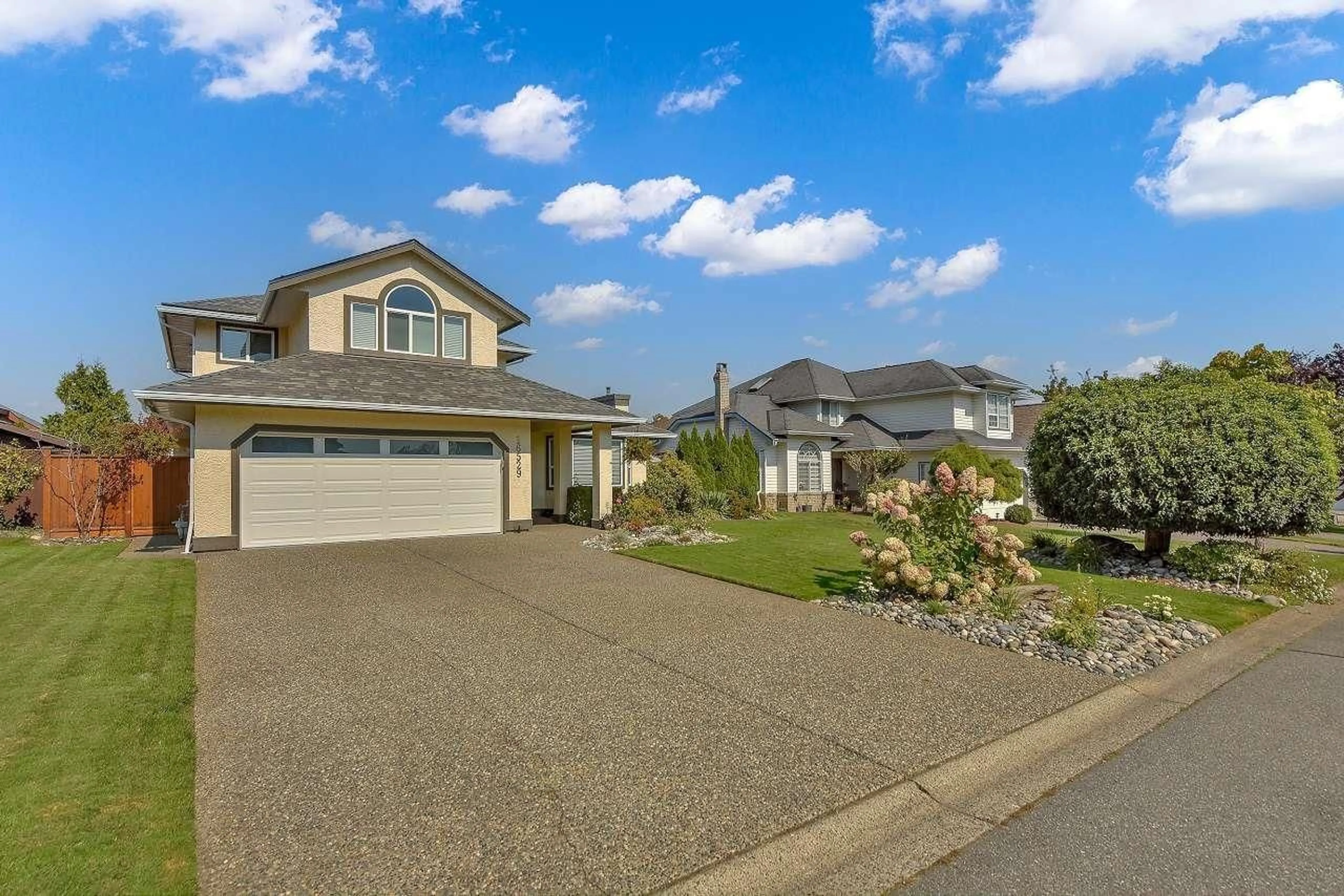 A pic from outside/outdoor area/front of a property/back of a property/a pic from drone, street for 16529 85TH STREET, Surrey British Columbia V4N3H2