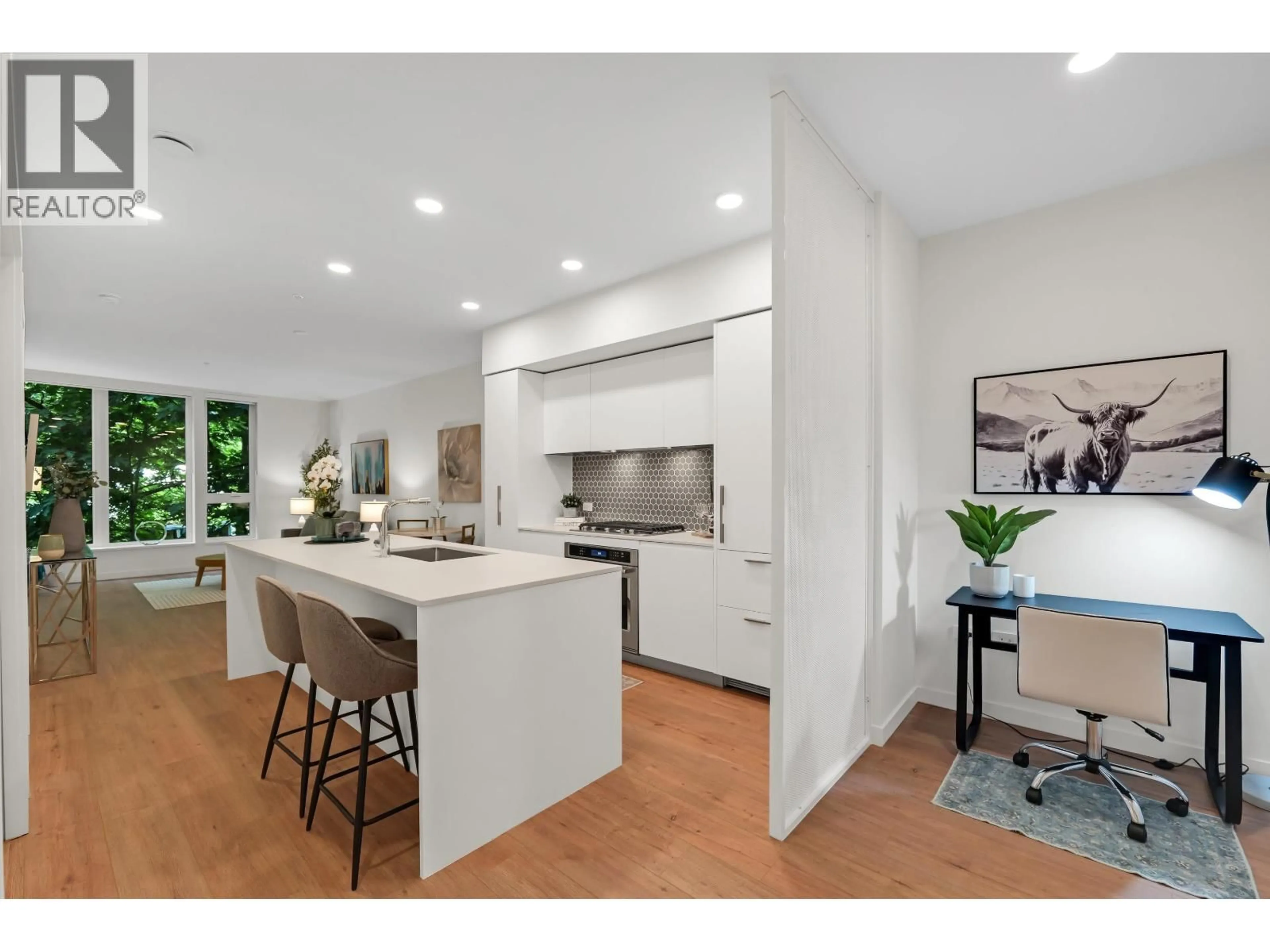Open concept kitchen, unknown for 320 - 1500 SCOTT CRESCENT, Squamish British Columbia V8B1G5