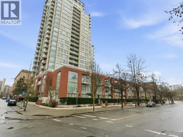 710 - 550 TAYLOR STREET, Vancouver 2