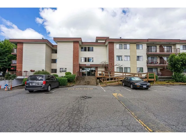 347 - 1909 SALTON ROAD, Abbotsford 3