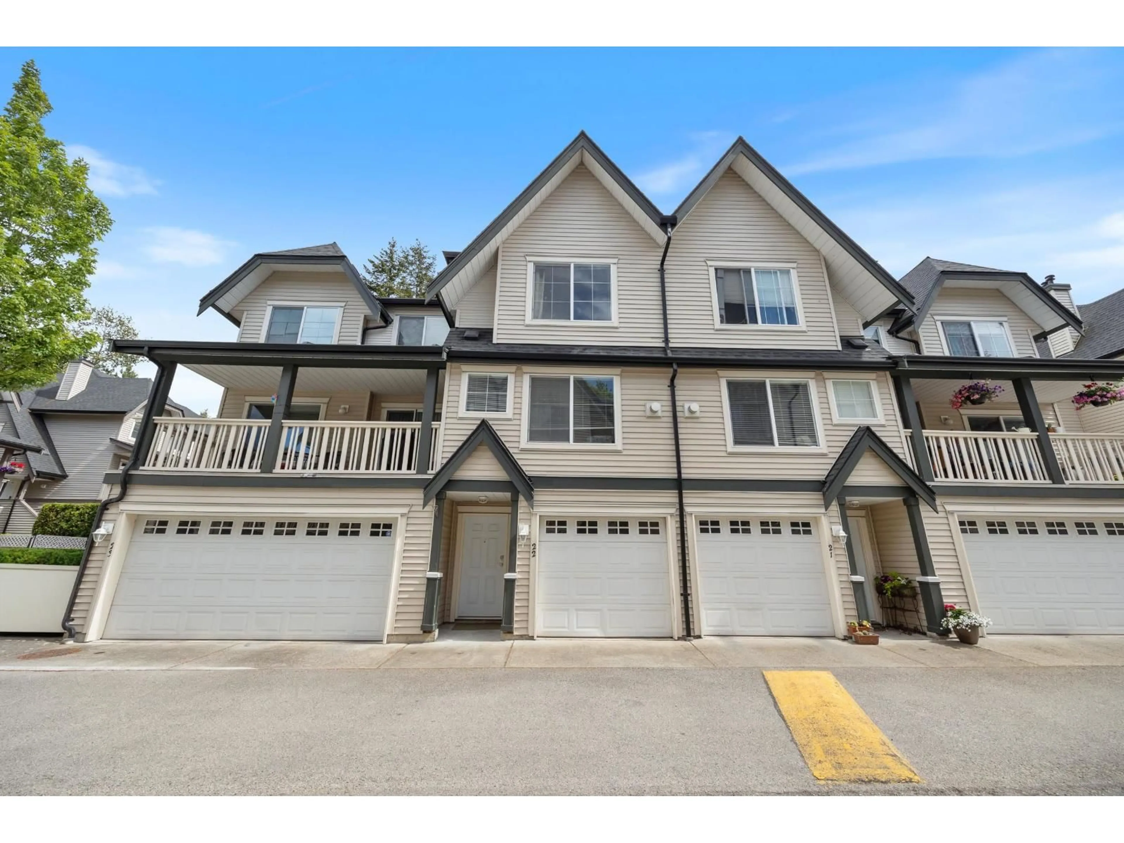 Unknown for 22 - 15355 26 AVENUE, Surrey British Columbia V4P1C4