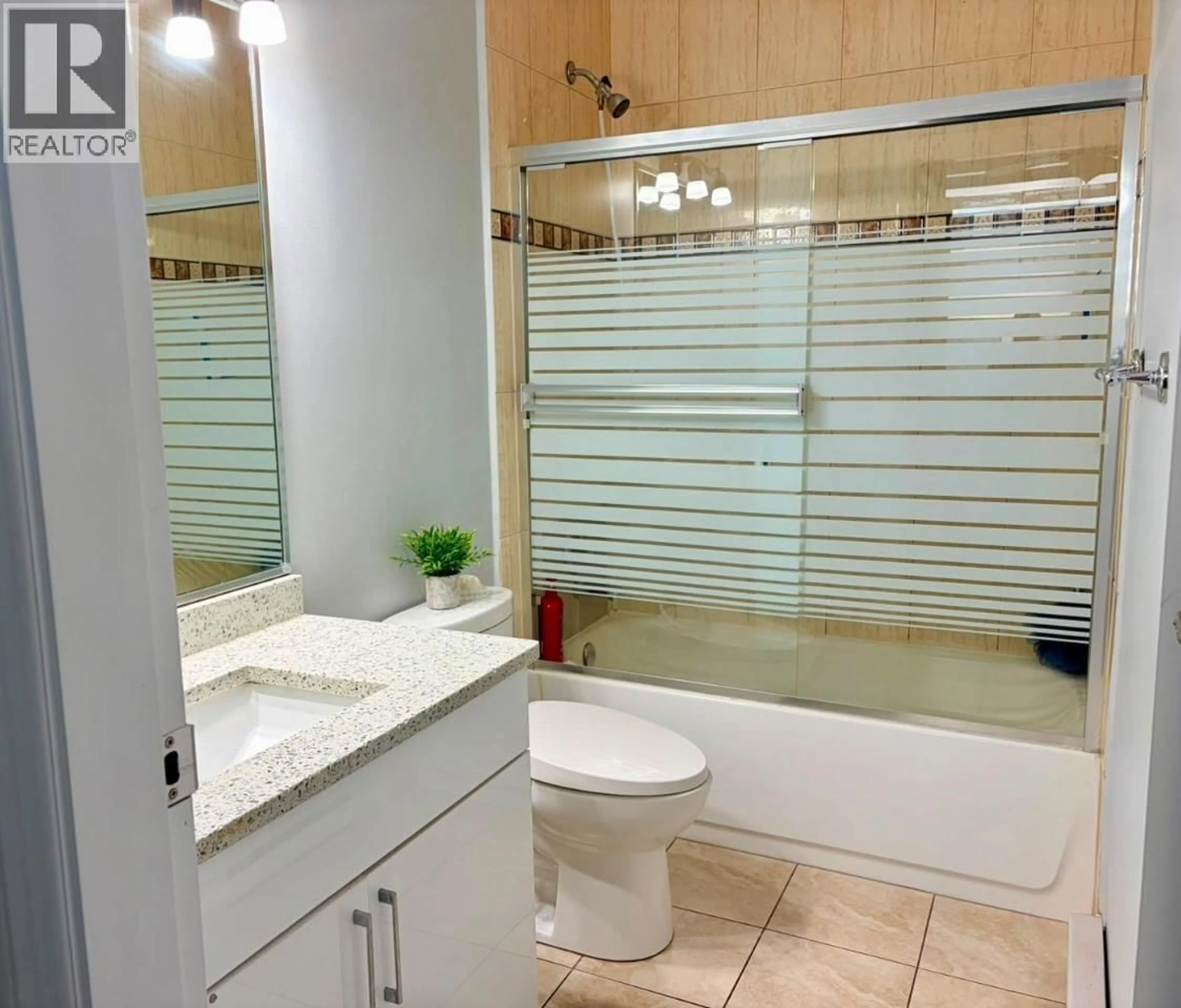 Standard bathroom, ceramic/tile floor for 203 - 6460 MAIN STREET, Vancouver British Columbia V5W2V4