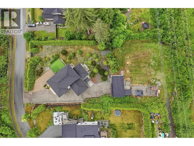2425 LEGGETT DRIVE, Anmore 4
