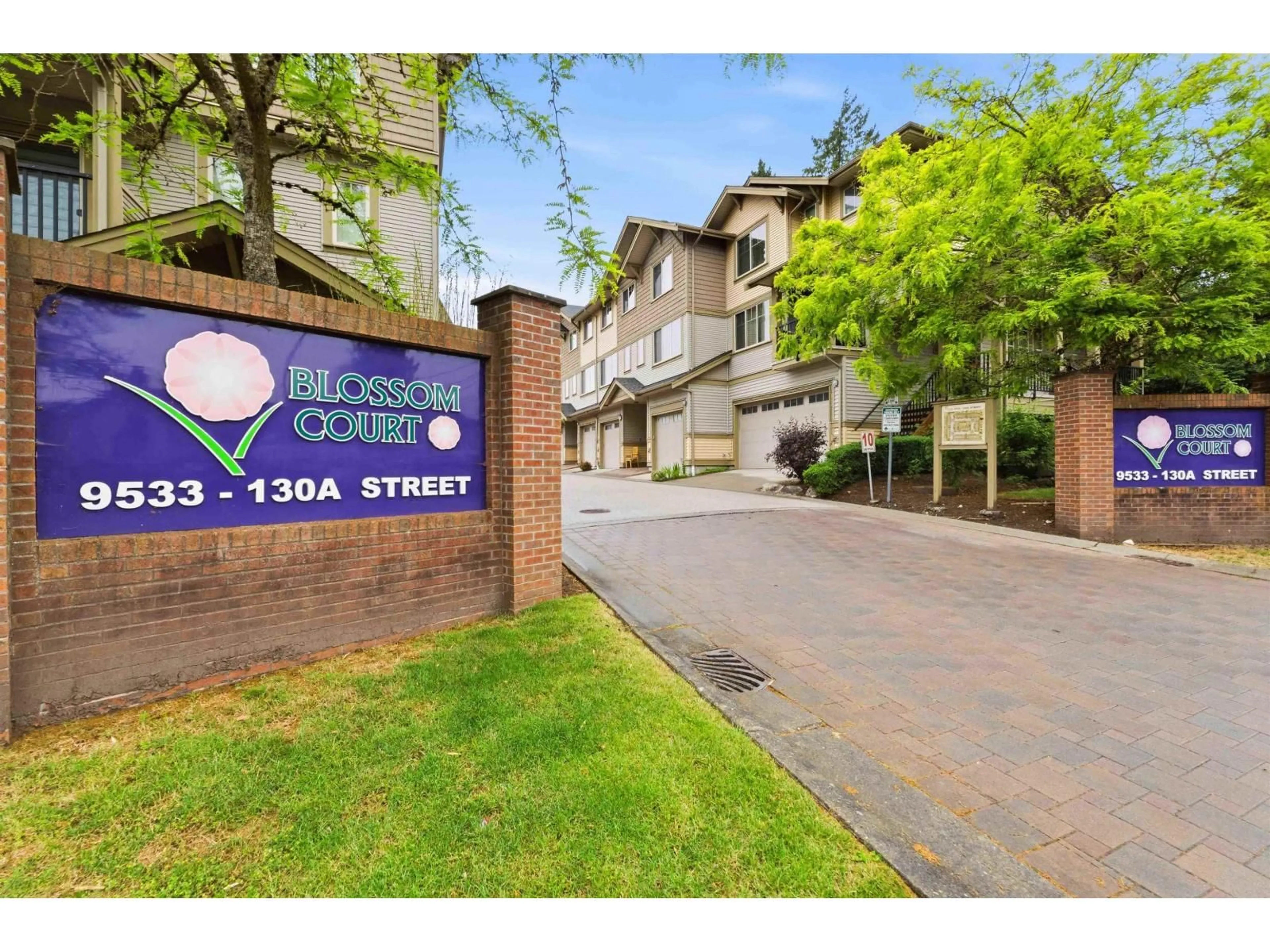 Unknown for 11 - 9533 130A STREET, Surrey British Columbia V3V0B8