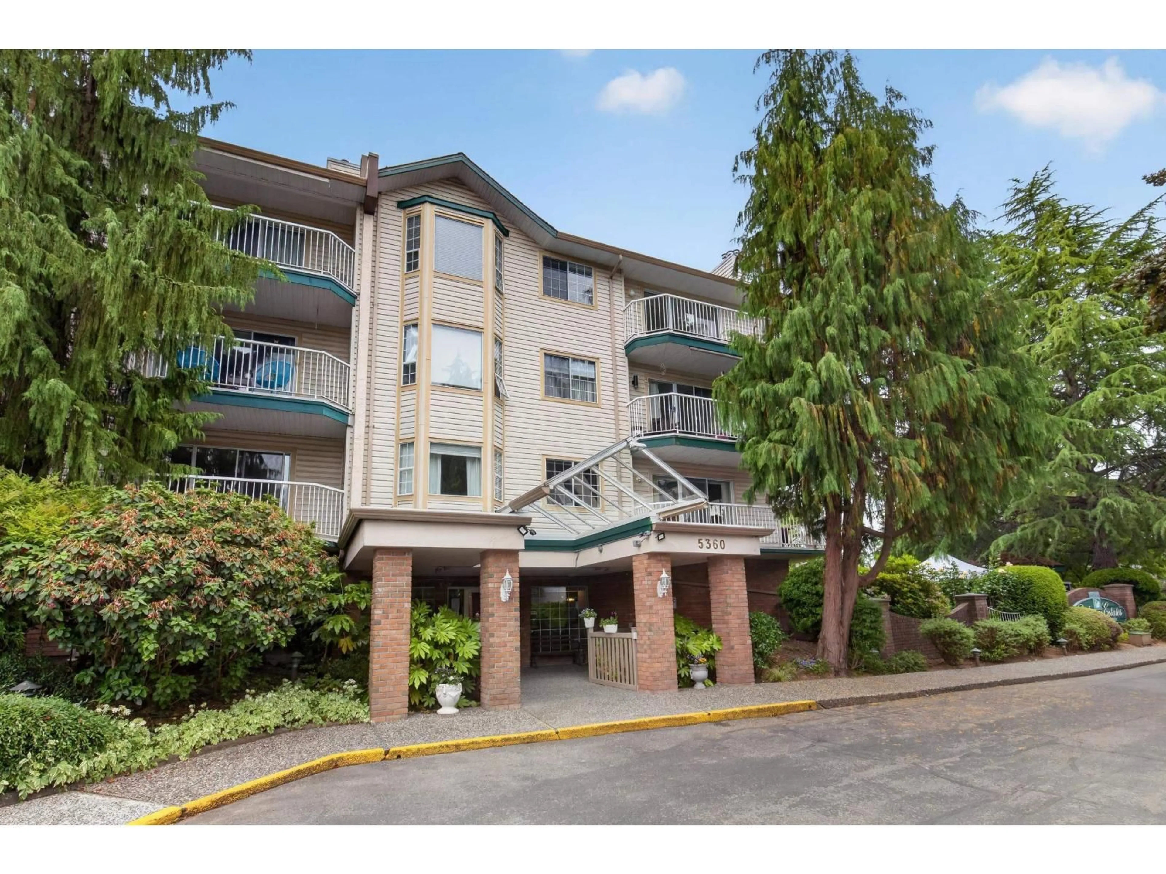 Unknown for 216 - 5360 205 STREET, Langley British Columbia V3A7Y9