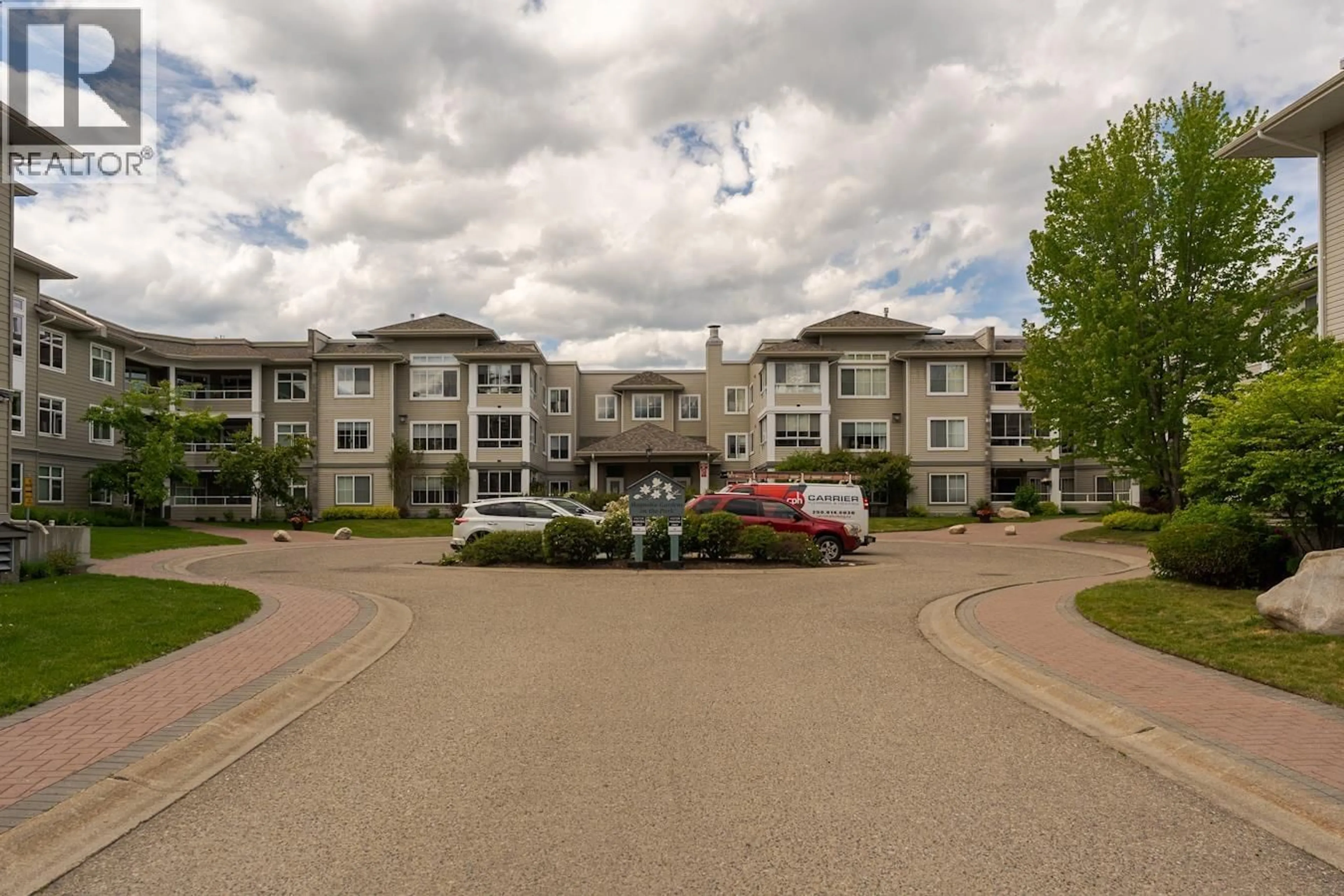 A pic from outside/outdoor area/front of a property/back of a property/a pic from drone, unknown for 221 - 2055 INGLEDEW STREET, Prince George British Columbia V2L5S1
