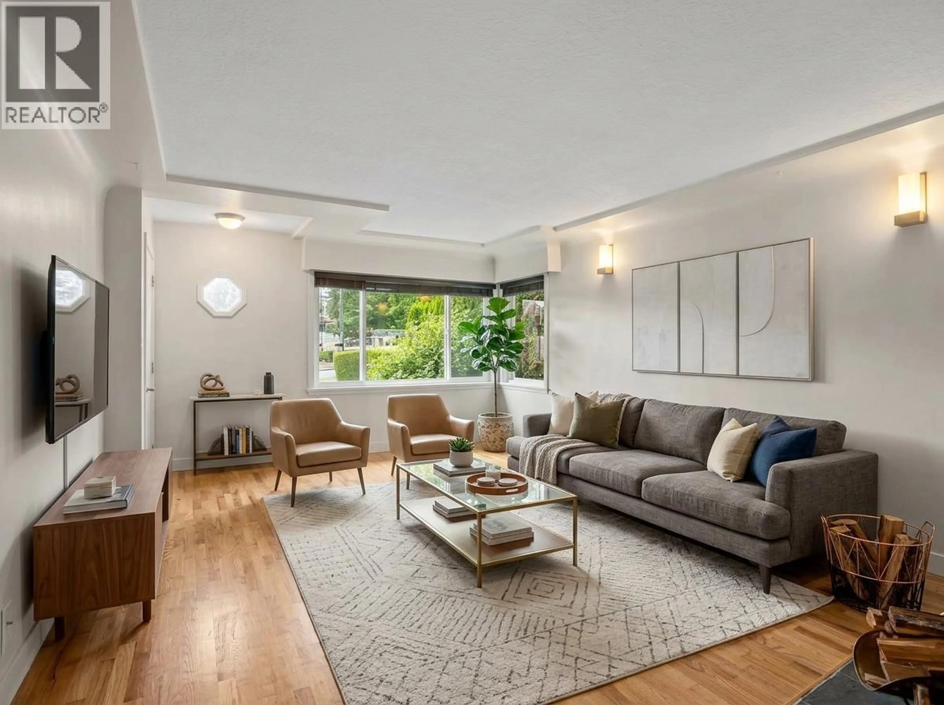 Living room with furniture, unknown for 2925 MCGILL STREET, Vancouver British Columbia V5K1H8