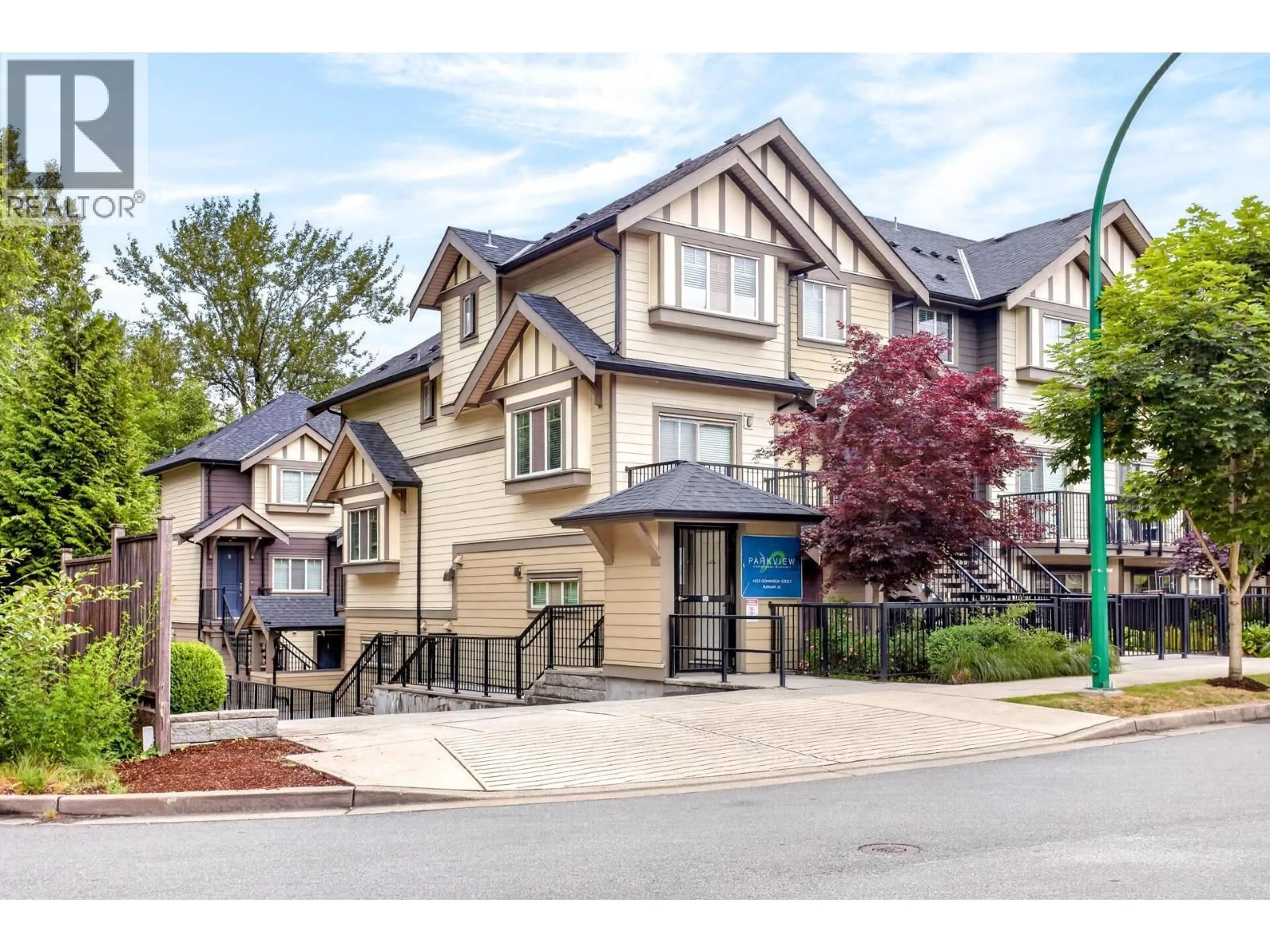 Unknown for 12 - 4033 DOMINION STREET, Burnaby British Columbia V5G0C2
