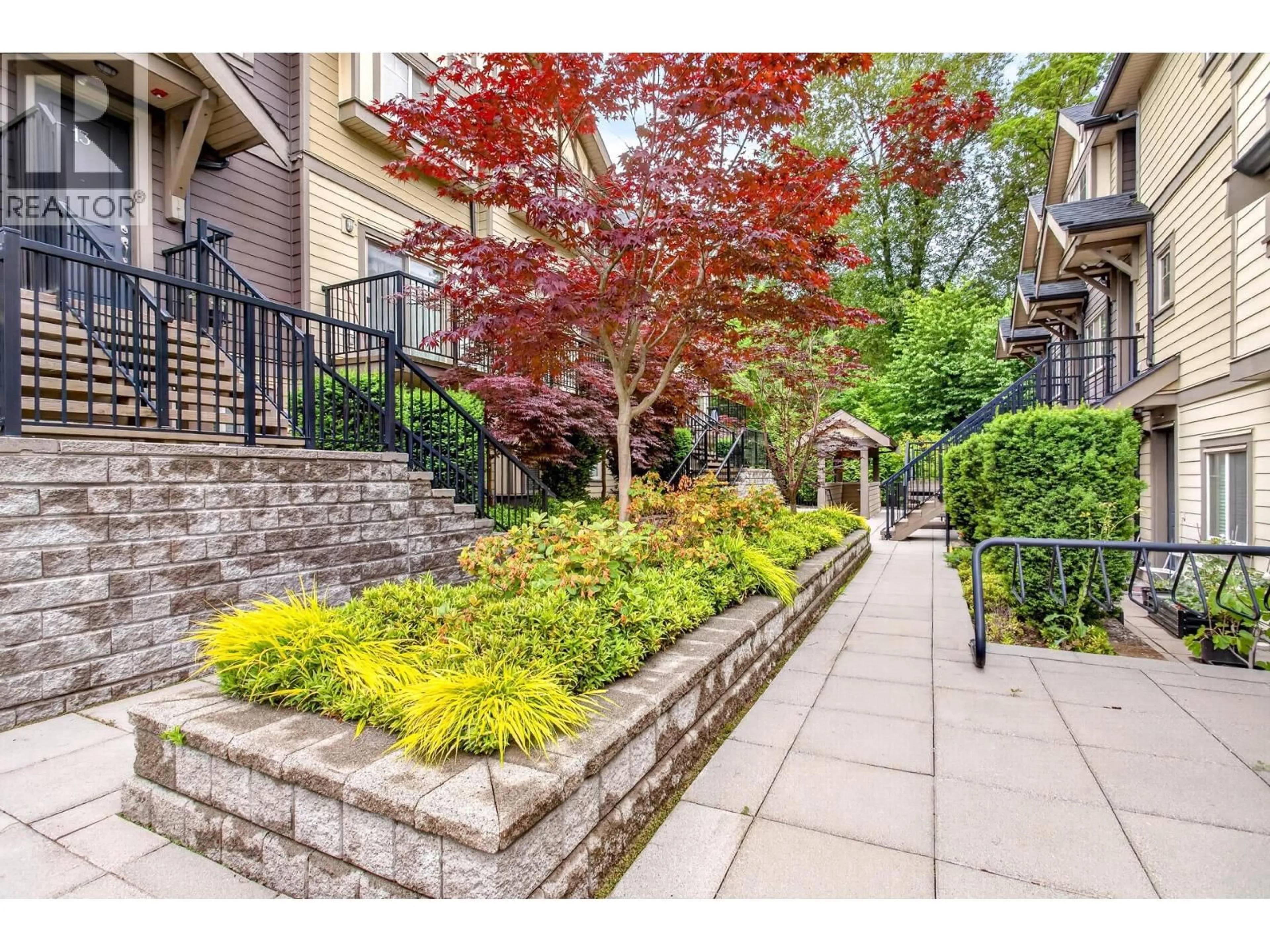 Patio, street for 12 - 4033 DOMINION STREET, Burnaby British Columbia V5G0C2