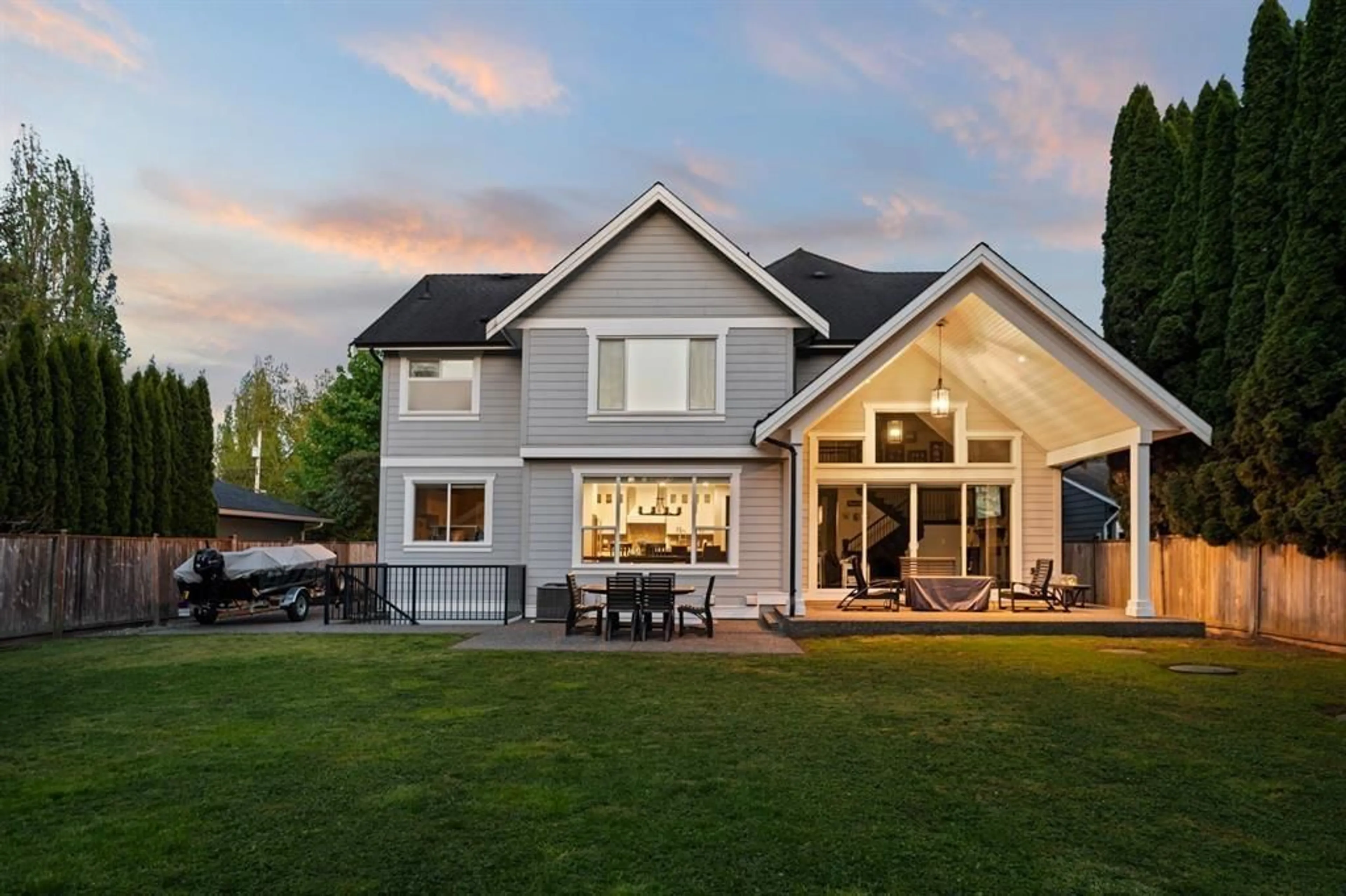 Home with vinyl exterior material, unknown for 8973 MACKIE STREET, Langley British Columbia V1M2R9
