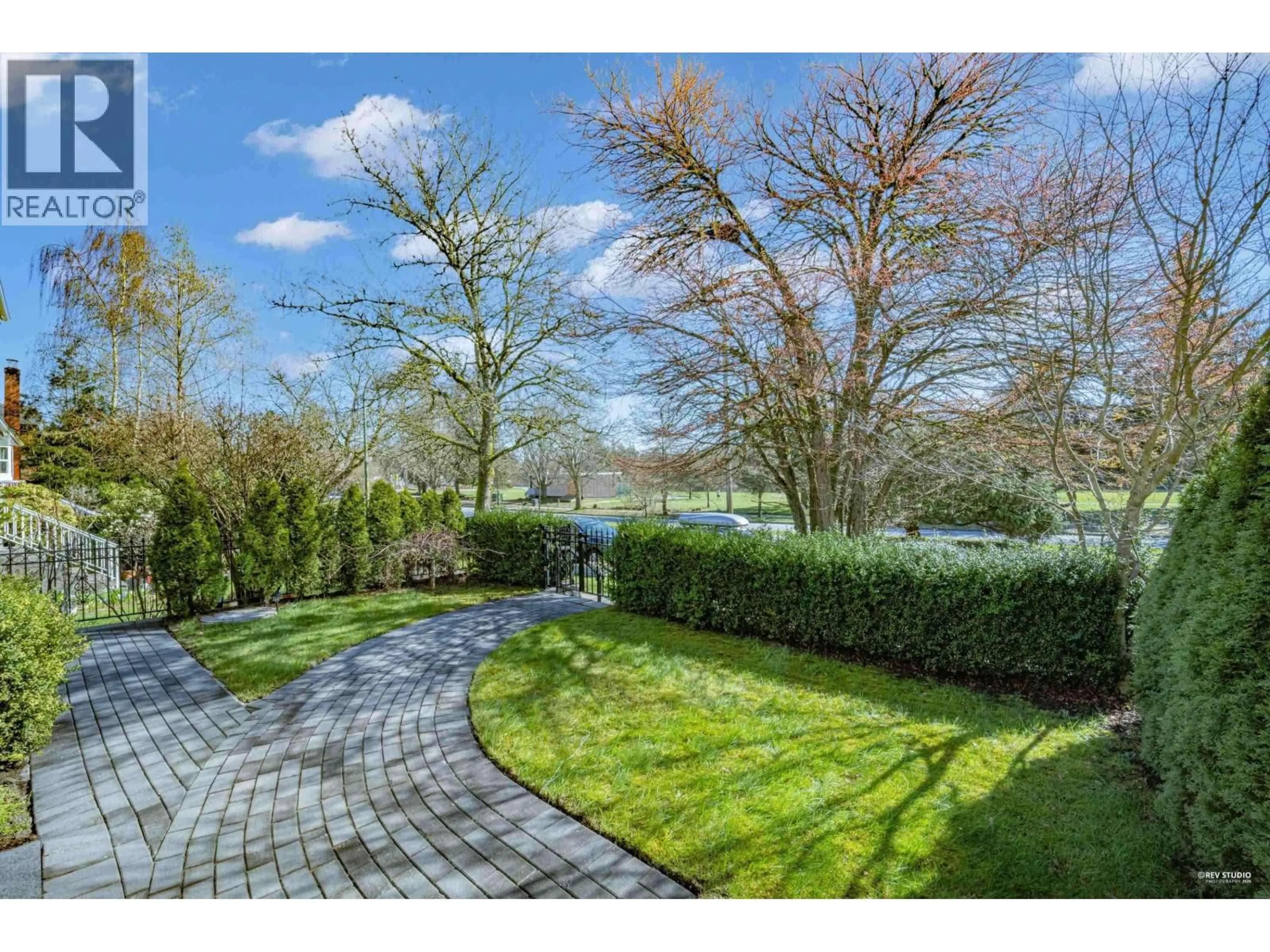 A pic from outside/outdoor area/front of a property/back of a property/a pic from drone, water/lake/river/ocean view for 4217 16TH AVENUE, Vancouver British Columbia V6R3E5