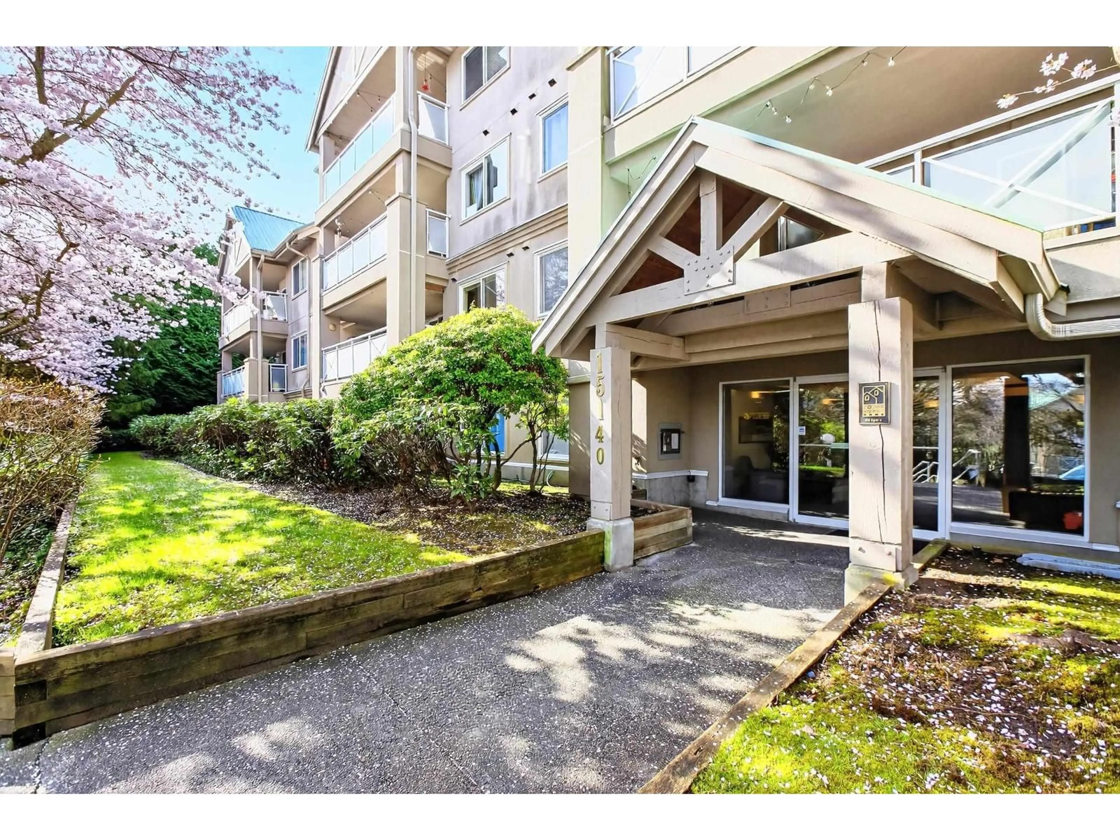 Unknown for 205 - 15140 29A AVENUE, Surrey British Columbia V4P3B1