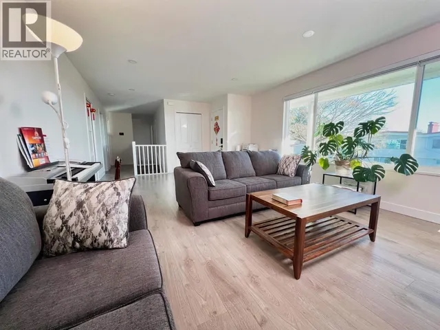 131 RICKMAN PLACE, New Westminster 3