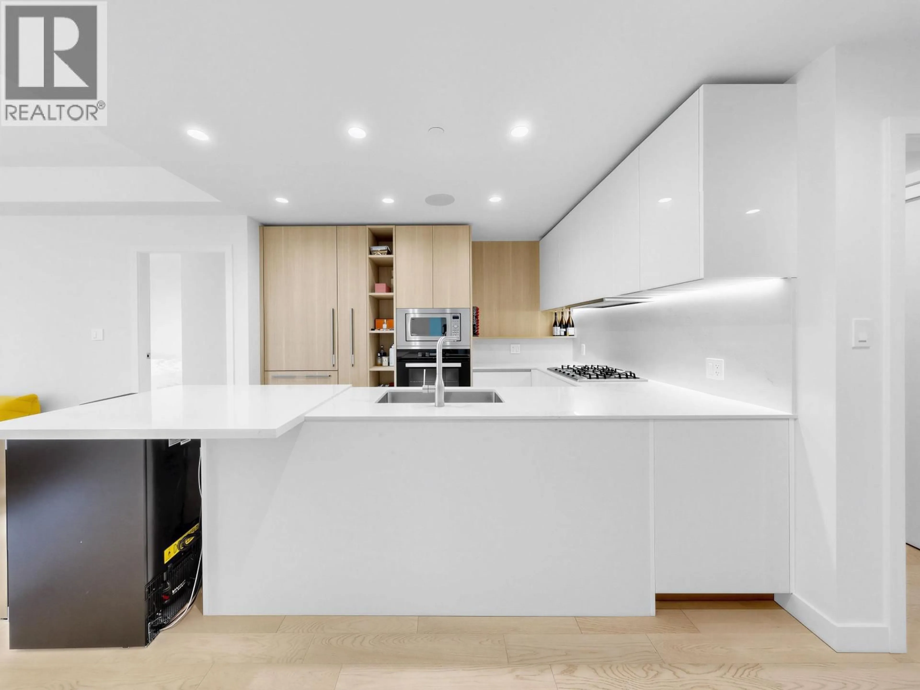 Contemporary kitchen, unknown for 409 - 6833 PEARSON WAY, Richmond British Columbia V7C0E8