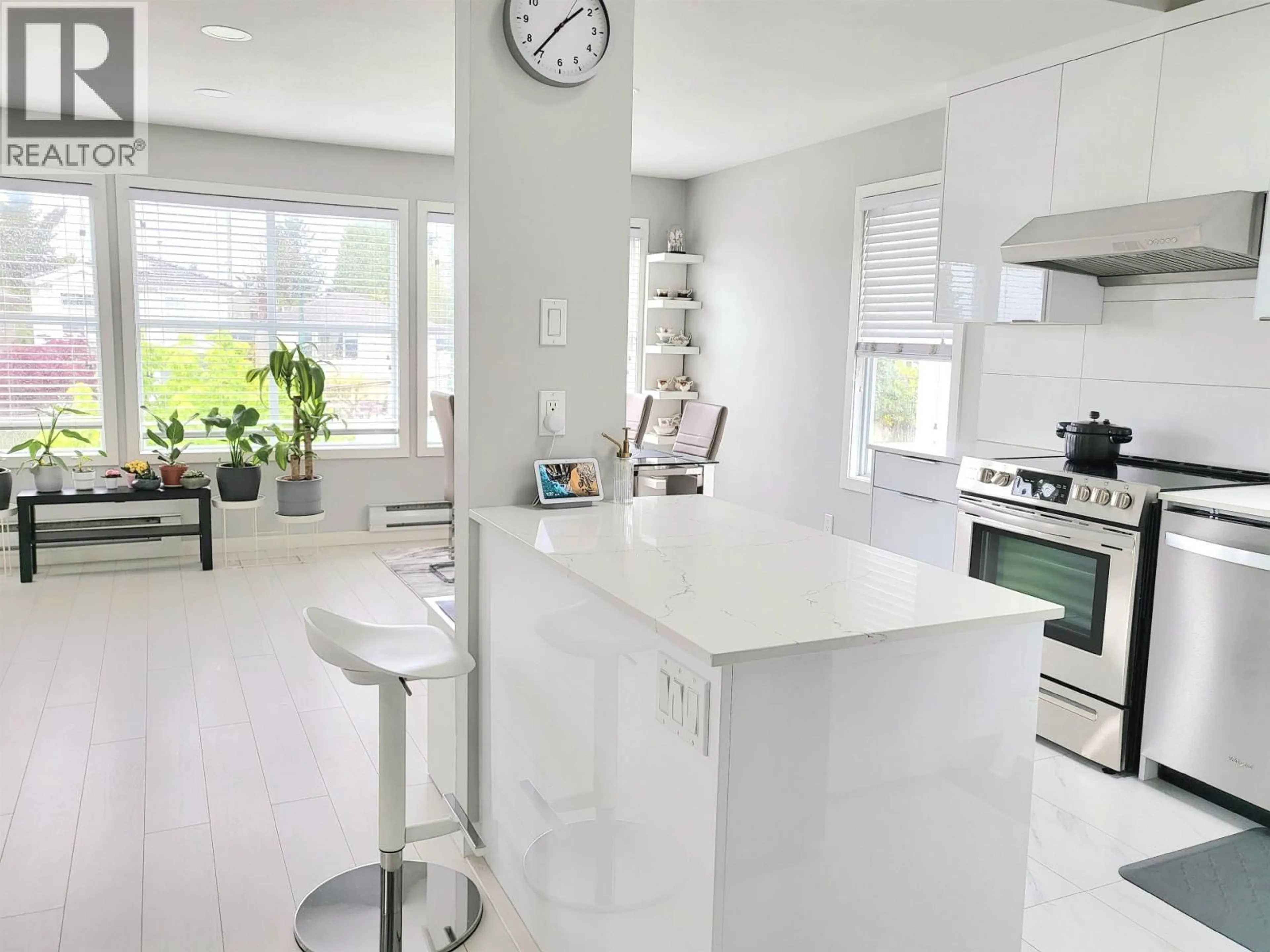 Open concept kitchen, ceramic/tile floor for 1588 41ST AVENUE, Vancouver British Columbia V5P1K2