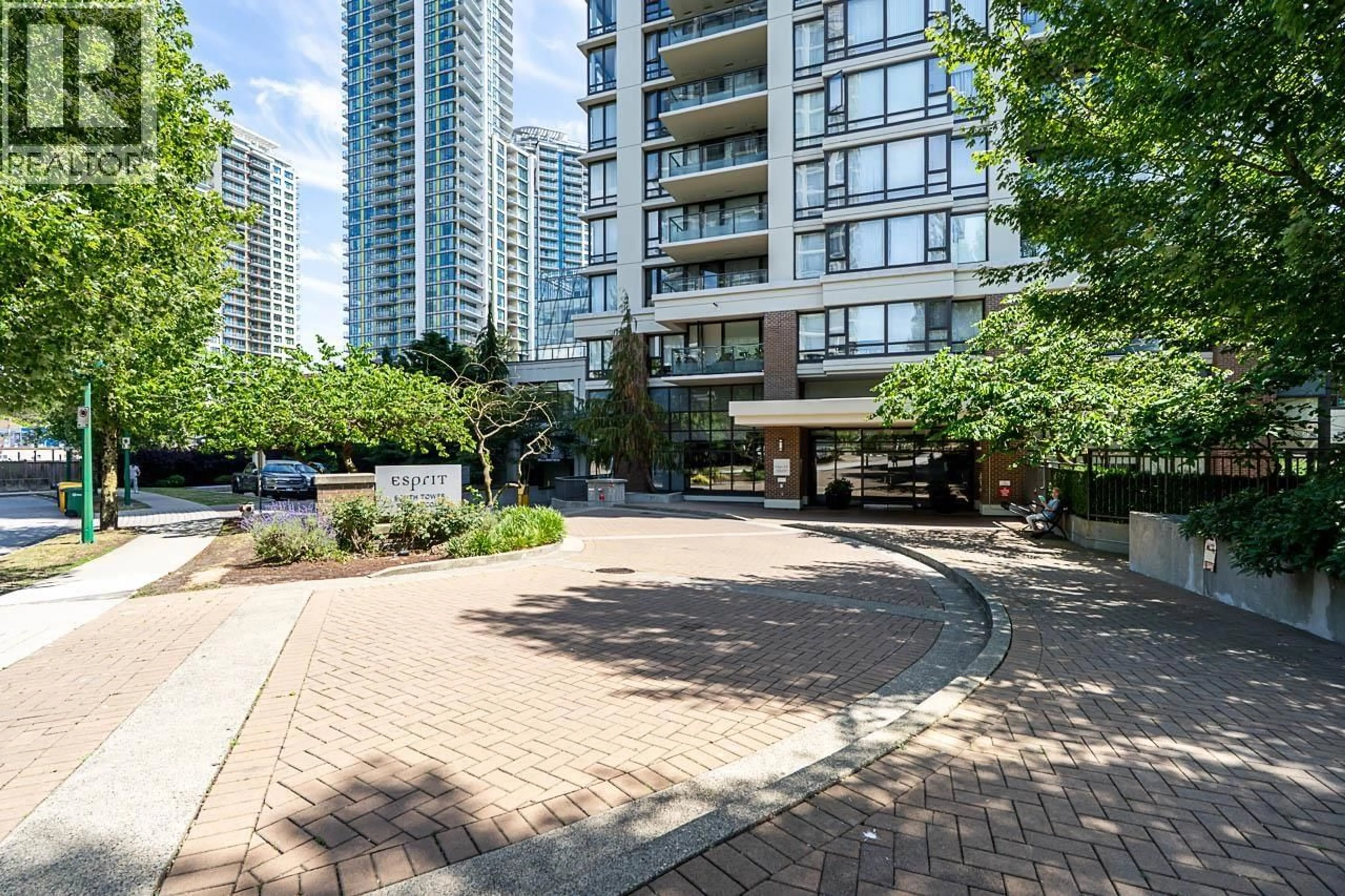 Patio, unknown for 504 - 7328 ARCOLA STREET, Burnaby British Columbia V5E0A7