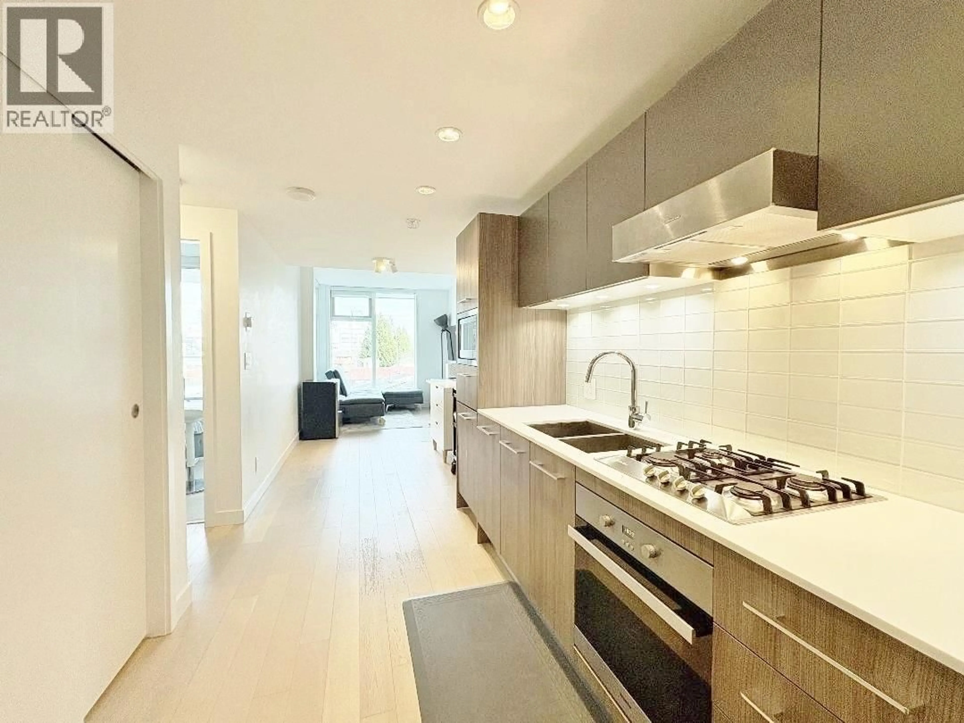 Unknown for 522 - 2220 KINGSWAY, Vancouver British Columbia V5N2T7